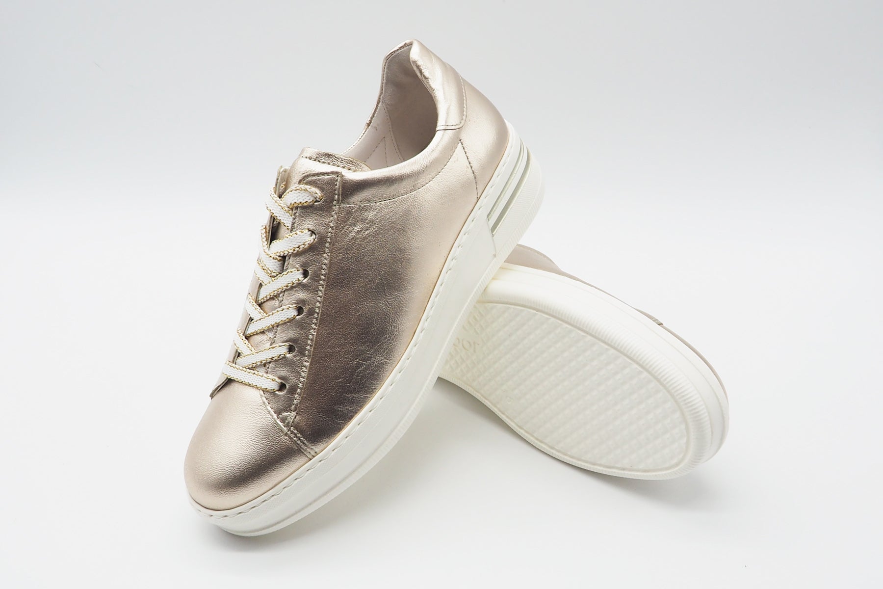 Damen Sneaker aus Metallicleder in Gold Damen Sneaker Gabor
