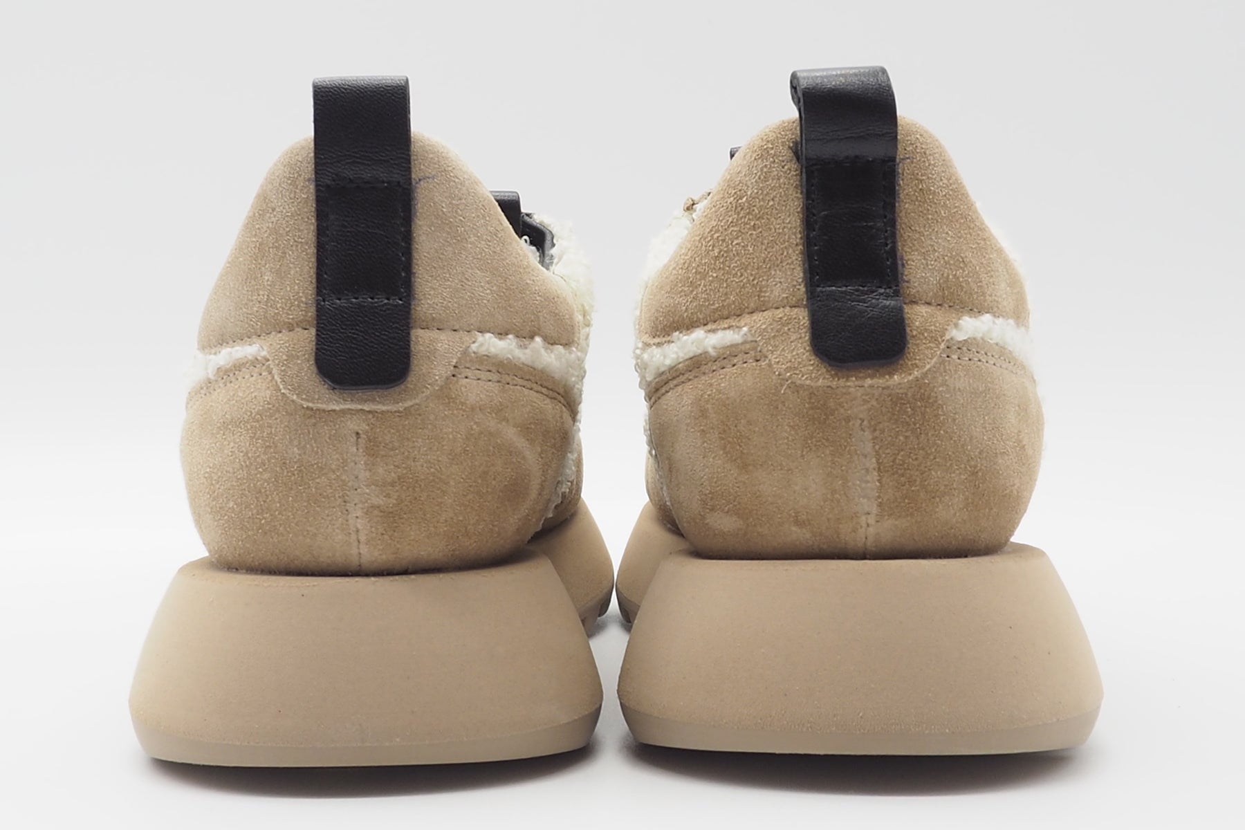 Damen Sneaker aus Veloursleder in Camel & Lammfell im Kuscheldesign Damen Sneaker Kennel & Schmenger