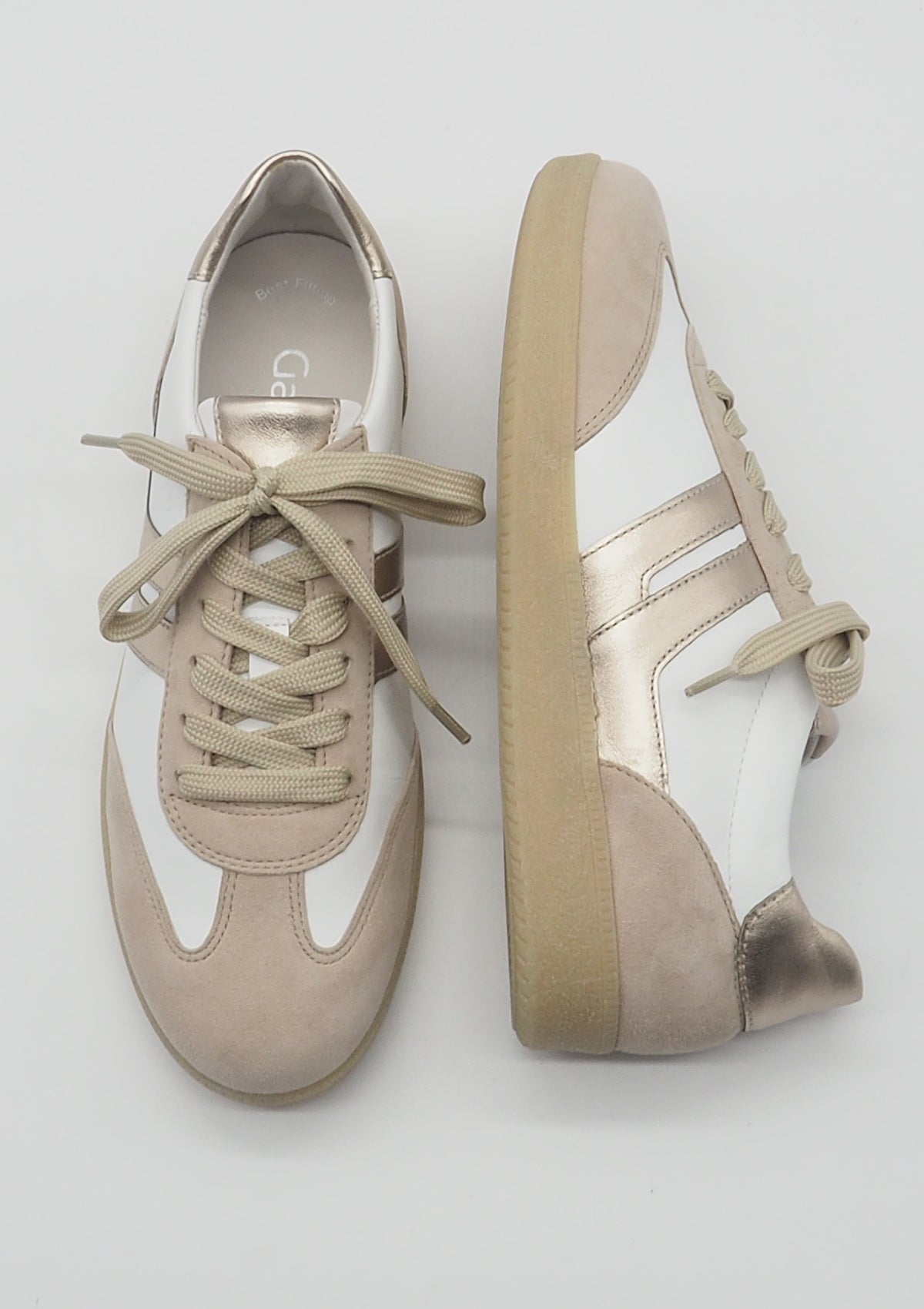 Damen Sneaker im Retrosil aus Leder & Velours in Weiss mit Creme & Gold Damen Sneaker Gabor