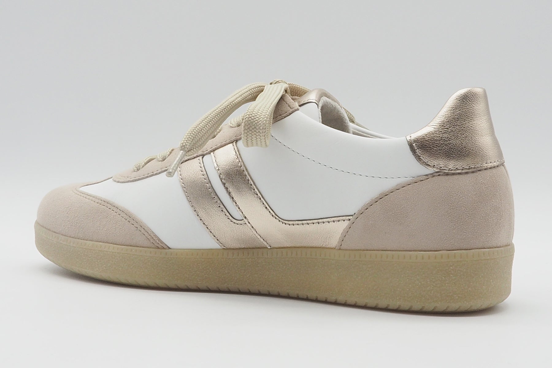 Damen Sneaker im Retrosil aus Leder & Velours in Weiss mit Creme & Gold Damen Sneaker Gabor