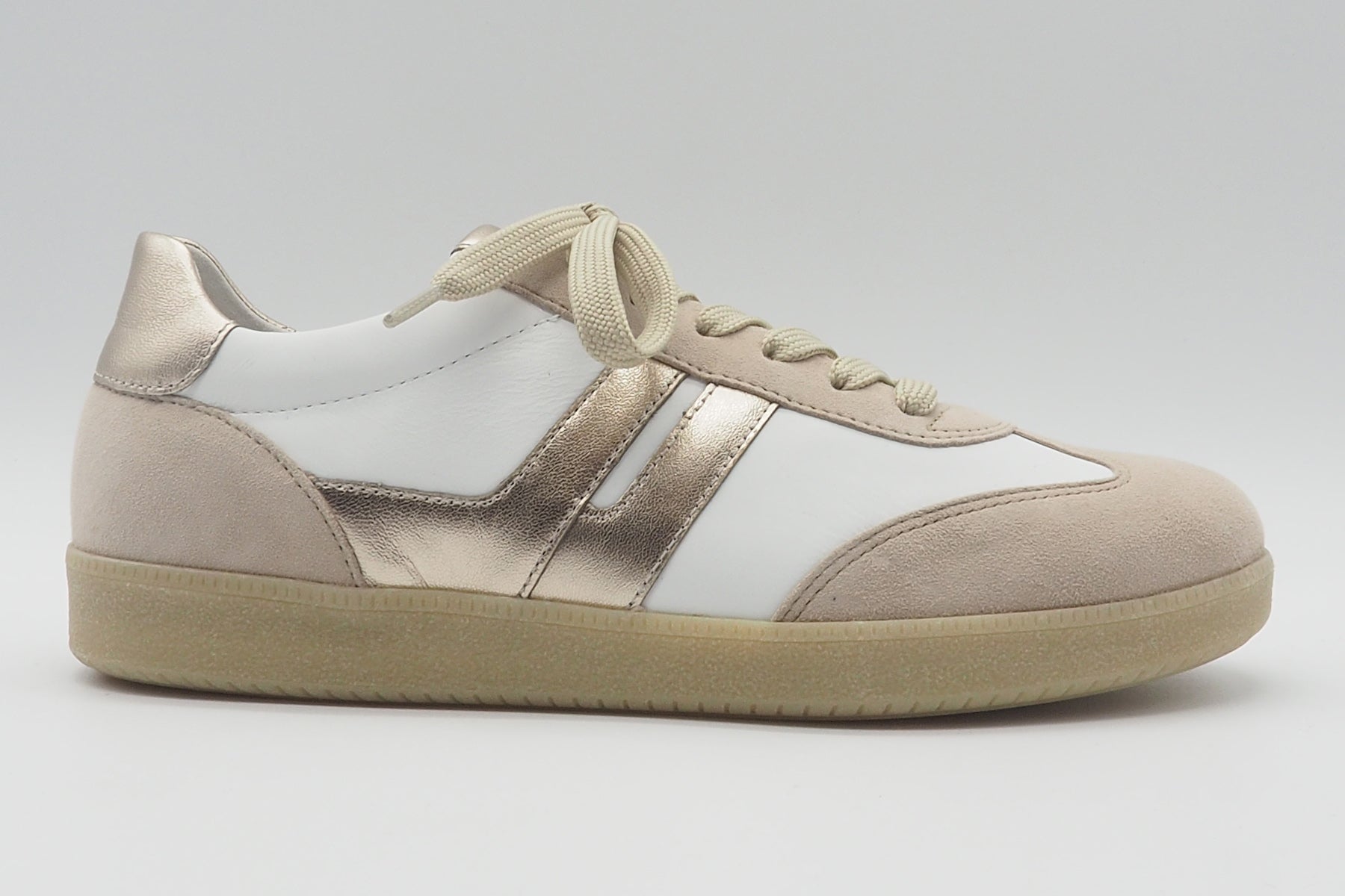 Damen Sneaker im Retrosil aus Leder & Velours in Weiss mit Creme & Gold Damen Sneaker Gabor