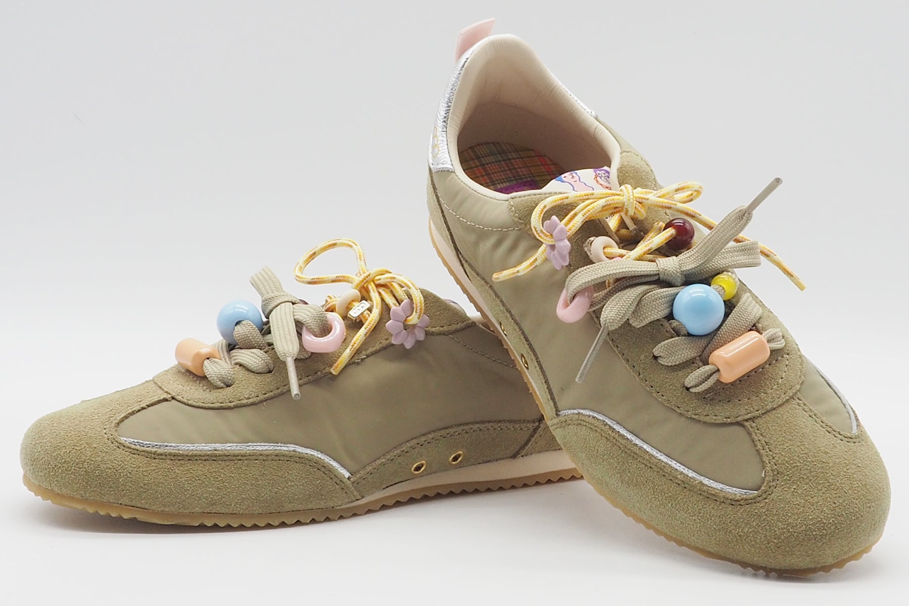 Damen Sneaker im Retrostil aus Velours & Nylon in Olivgrün mit Dekor Damen Sneaker Serafini