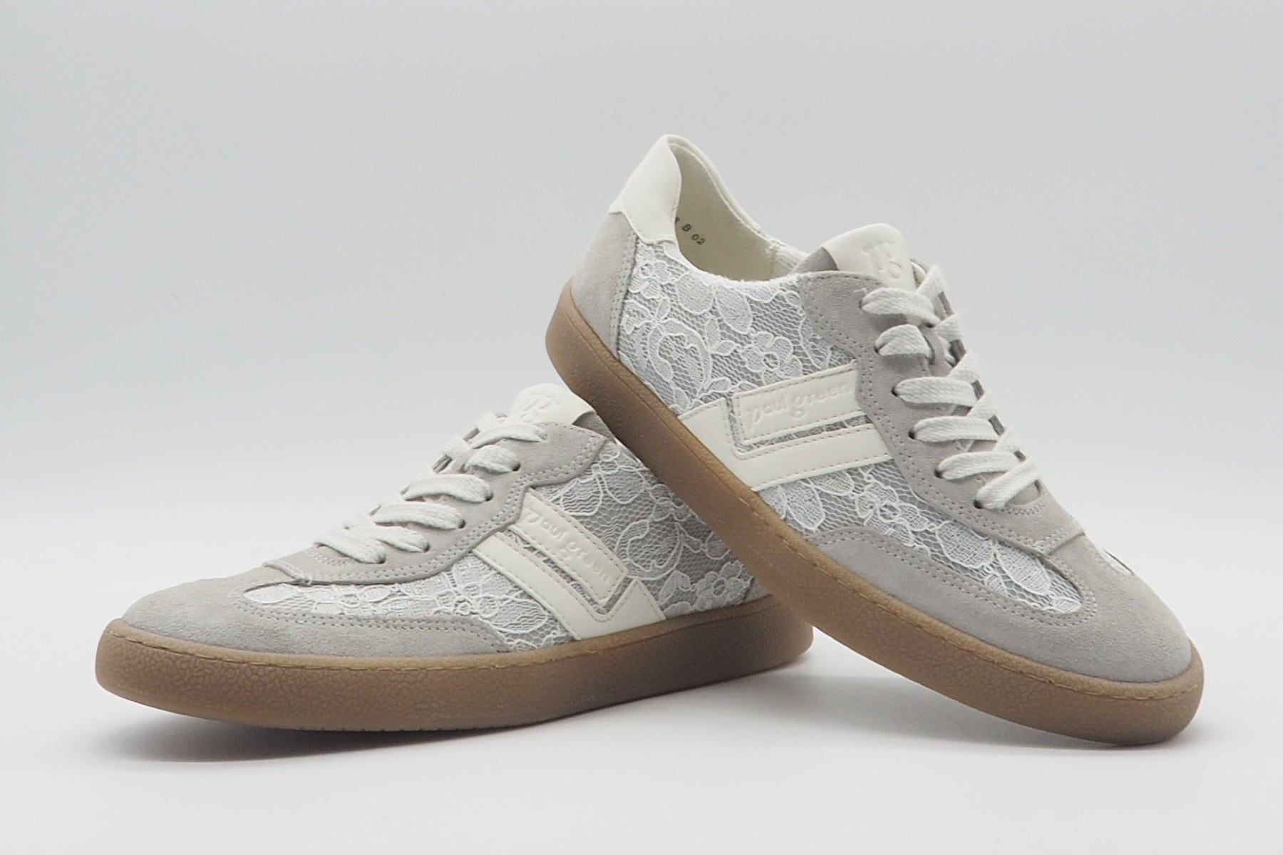 Damen Sneaker im Retrostil aus Veloursleder & Spitze in Hellgrau Damen Sneaker Paul Green