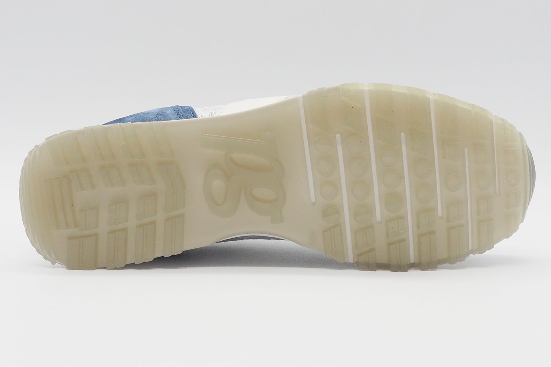 Damen Sneaker im Veloursleder in Blau mit heller Spitze im Runninstyle Damen Sneaker Paul Green