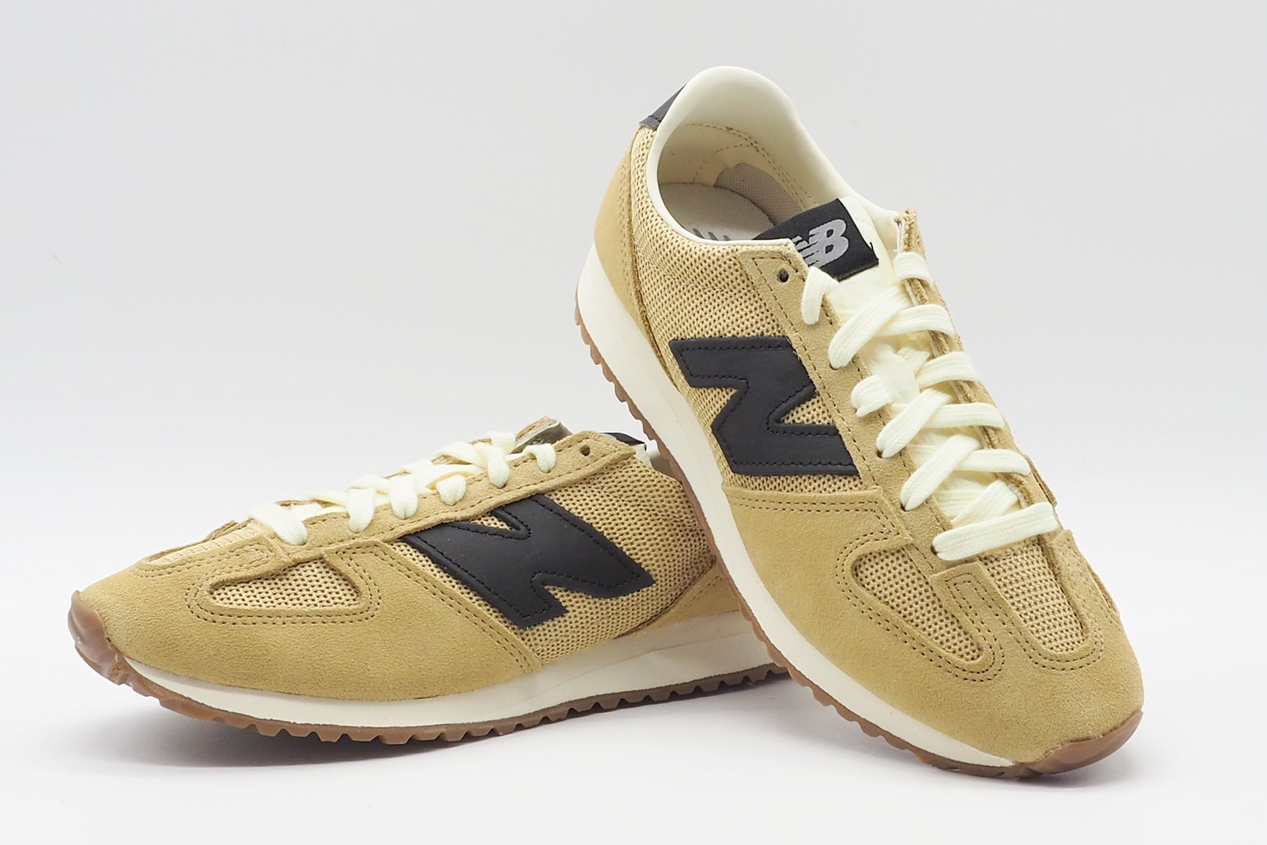Damen Sneaker in Retrosil aus Velours & Mesh in Ockergelb - U471 Damen Sneaker New Balance