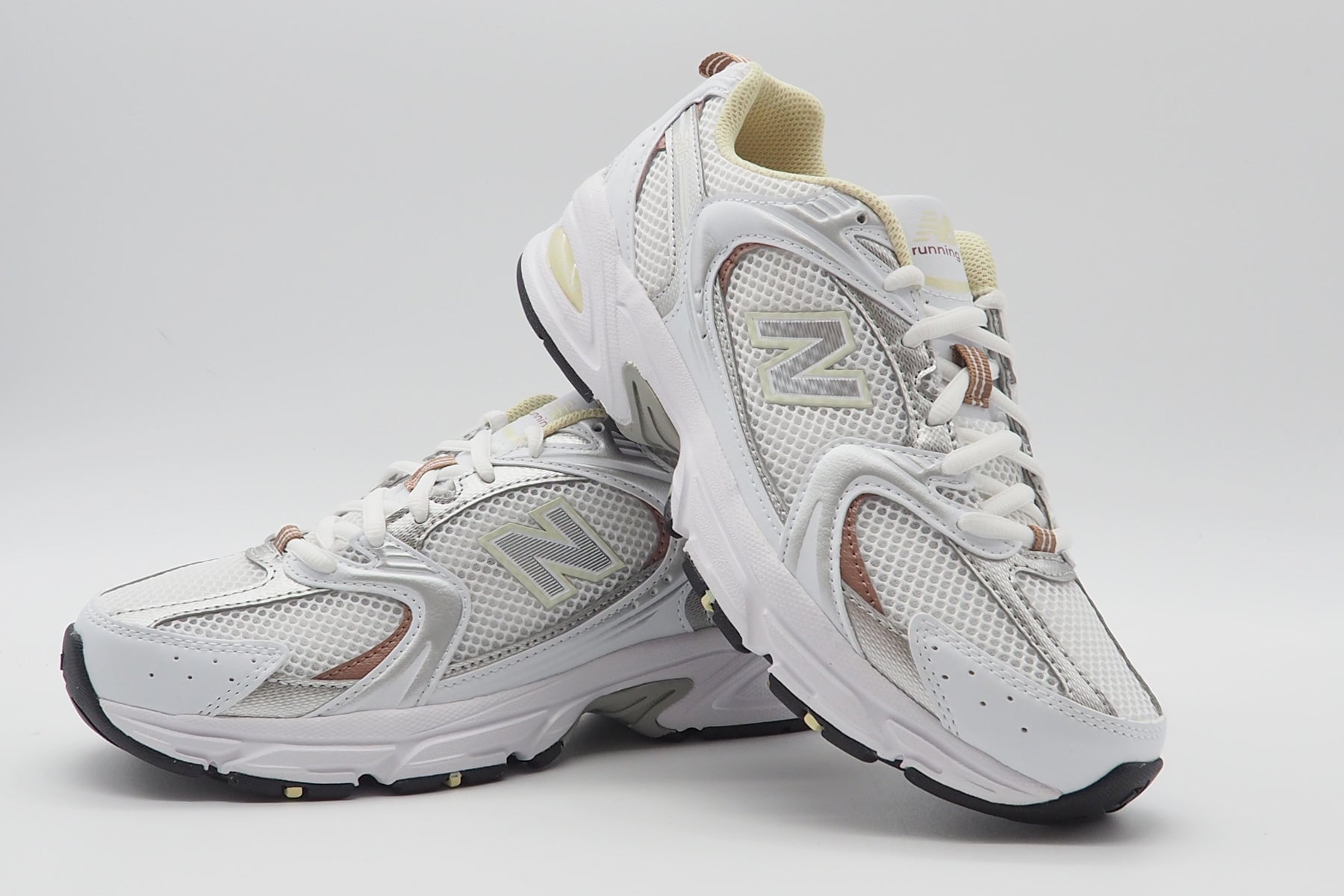 Damen Sneaker "Running Course" MR530SGA in Weiß mit Silber & Bronce Damen Sneaker New Balance