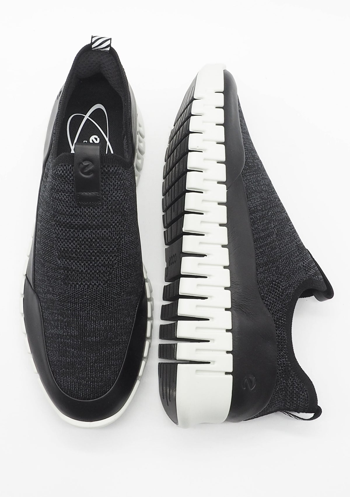 Damen Sneaker zum Schnlüpfen aus Leder & Strick in Schwarz - Gruuv Damen Sneaker Ecco
