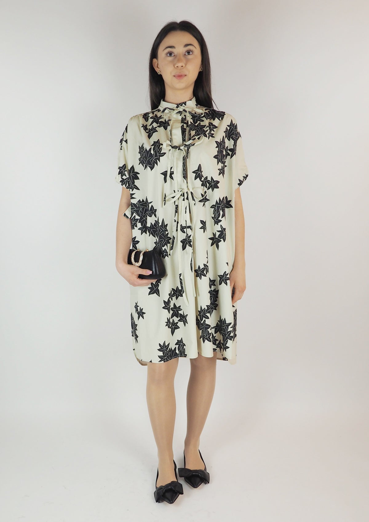 Damen Sommer-Kimonokleid aus Baumwolle in Creme & Schwarz Damen Kleid Psophia