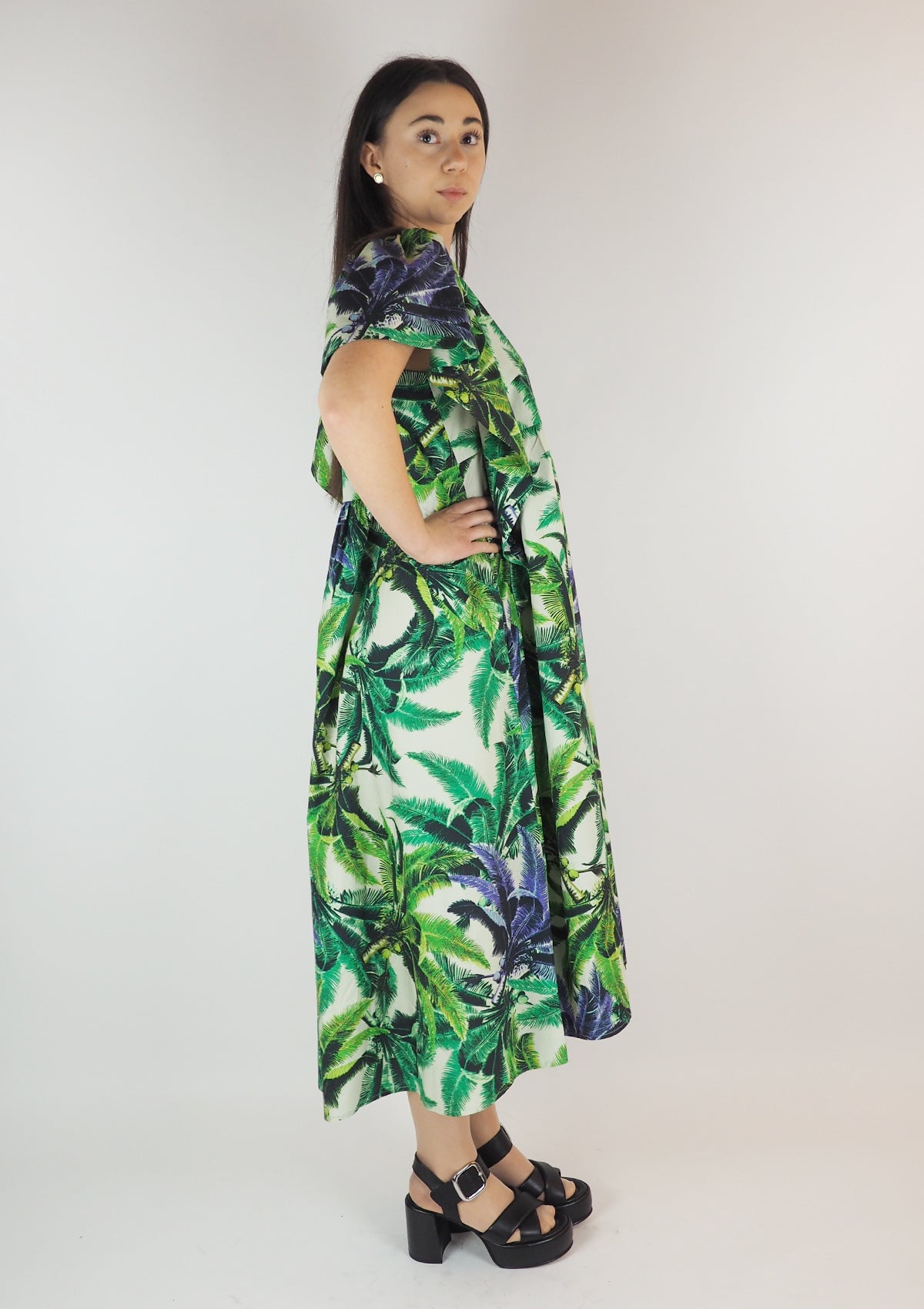 Damen Sommerkleid aus Baumwolle mit Print in Creme & Grün & Lila Damen Kleid Psophia