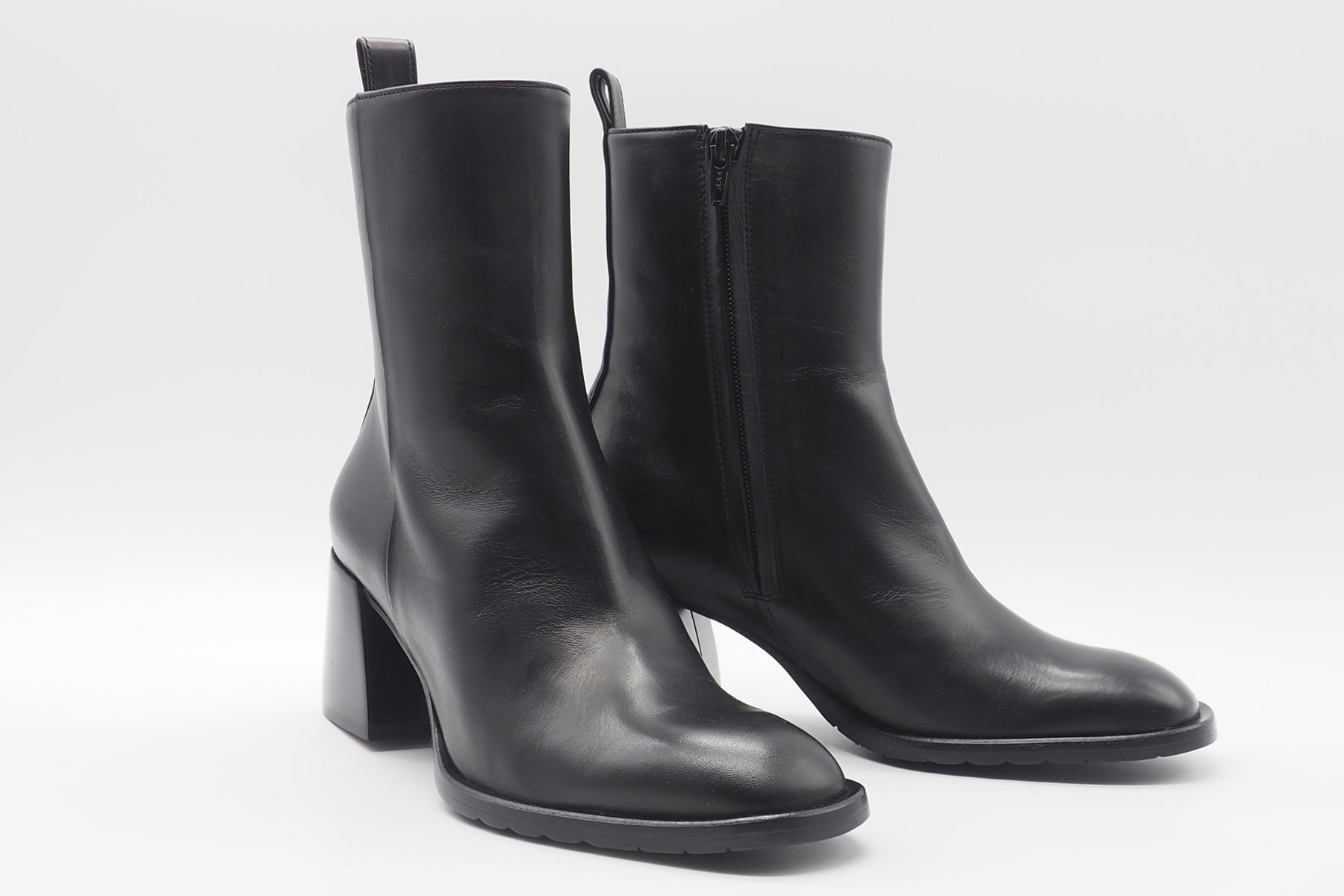 Damen Stiefelette aus Glattleder in Schwarz - Blockabsatz 5 cm Damen Stiefeletten Mara Bini