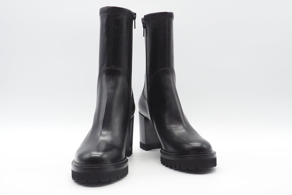 Damen Stiefelette aus Lederstretch in Schwarz mit Profilsohle - 7 cm Absatz Damen Stiefeletten Truman´s