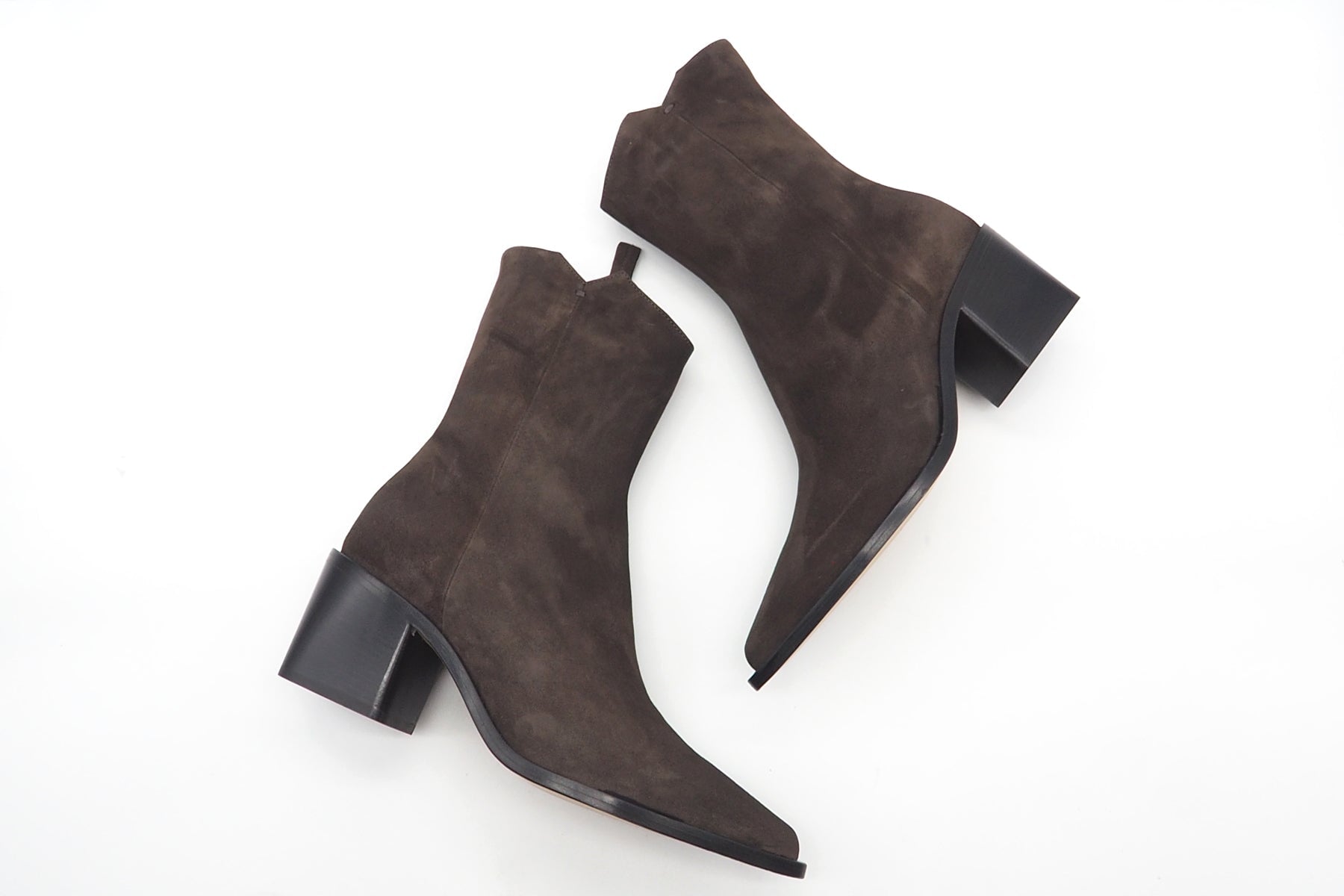 Damen Stiefelette aus softem Velours in Dunkelbraun - 6cm Absatz Damen Stiefeletten Pomme D'or