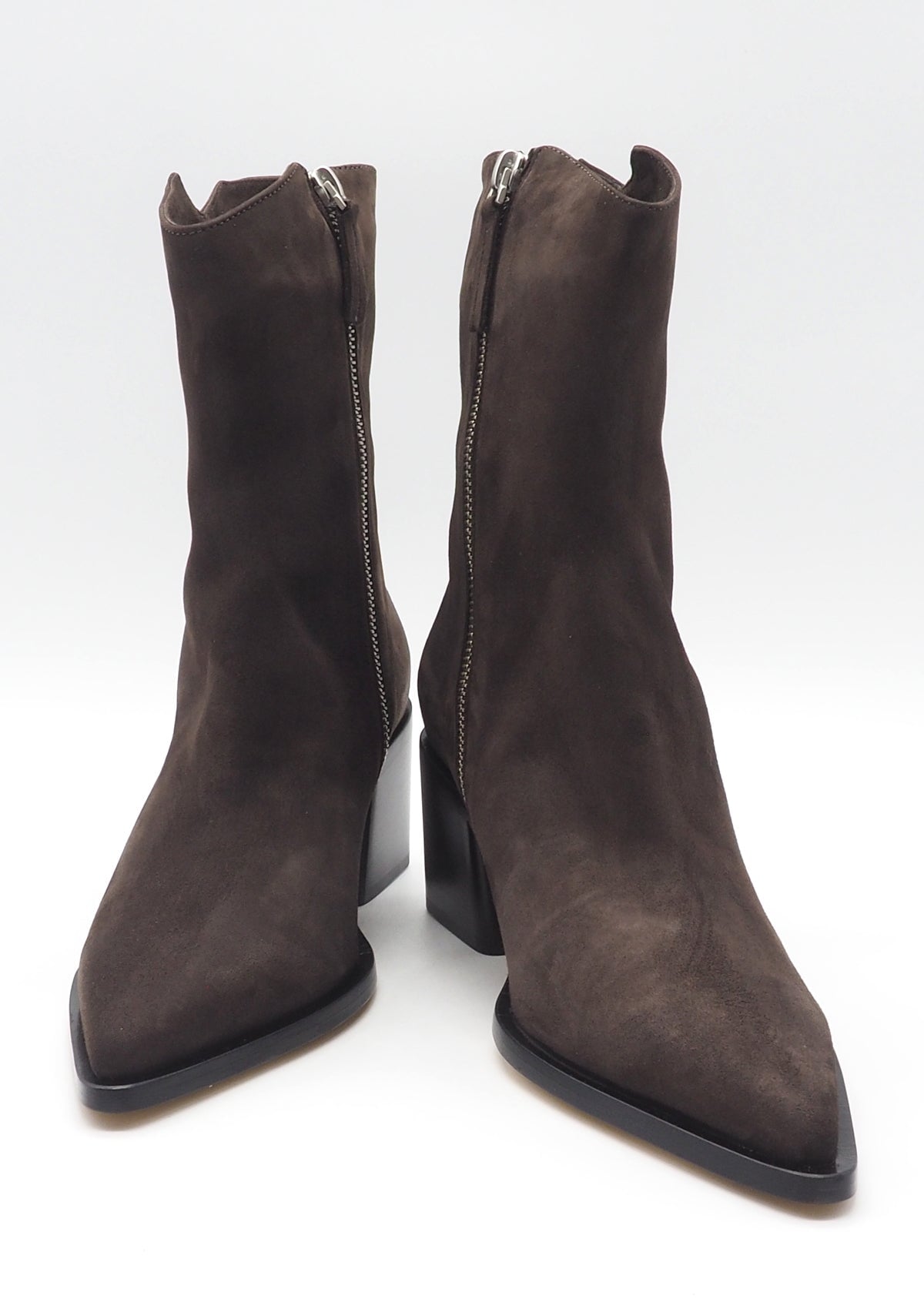 Damen Stiefelette aus softem Velours in Dunkelbraun - 6cm Absatz Damen Stiefeletten Pomme D'or