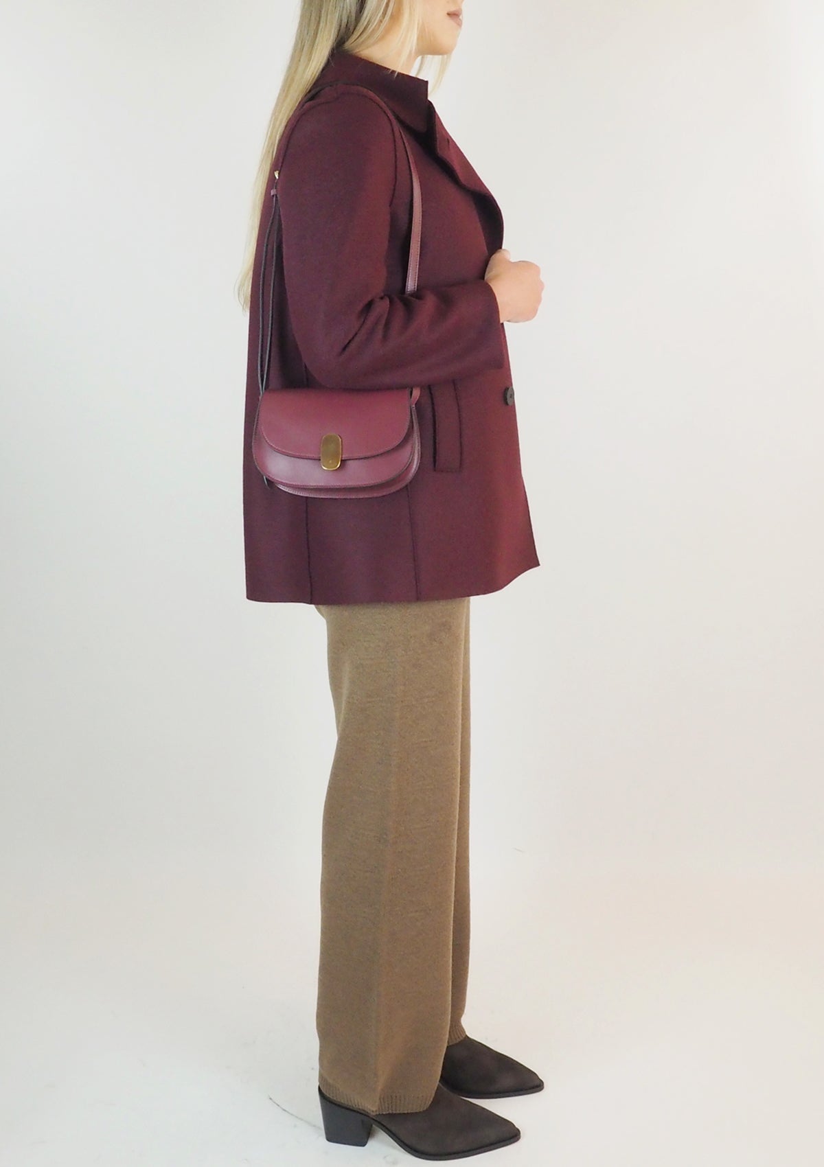Doppelreihige Damen Blazerjacke aus gepresster Wolle - in Bordeaux Damen Mantel Harris Wharf London