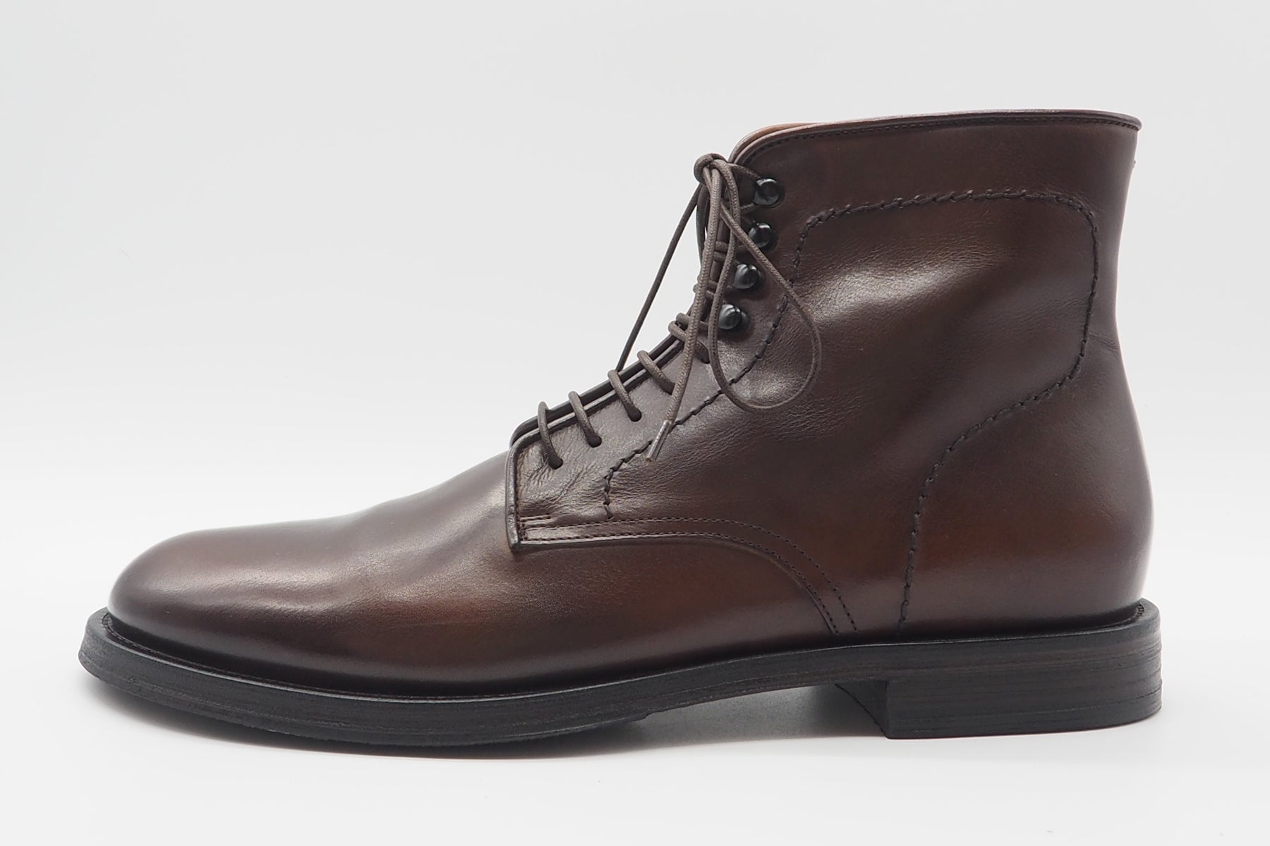 Edle Herren Stiefelette zum Schnüren aus Leder in Mittelbraun Herren Stiefeletten Pantanetti