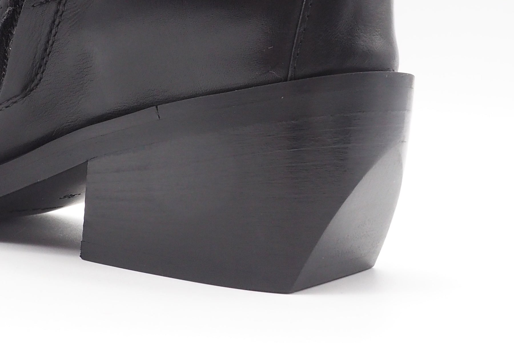 Edler Bootie im Bikerstil in softem Leder Schwarz - 5 cm Damen Stiefeletten Mara Bini