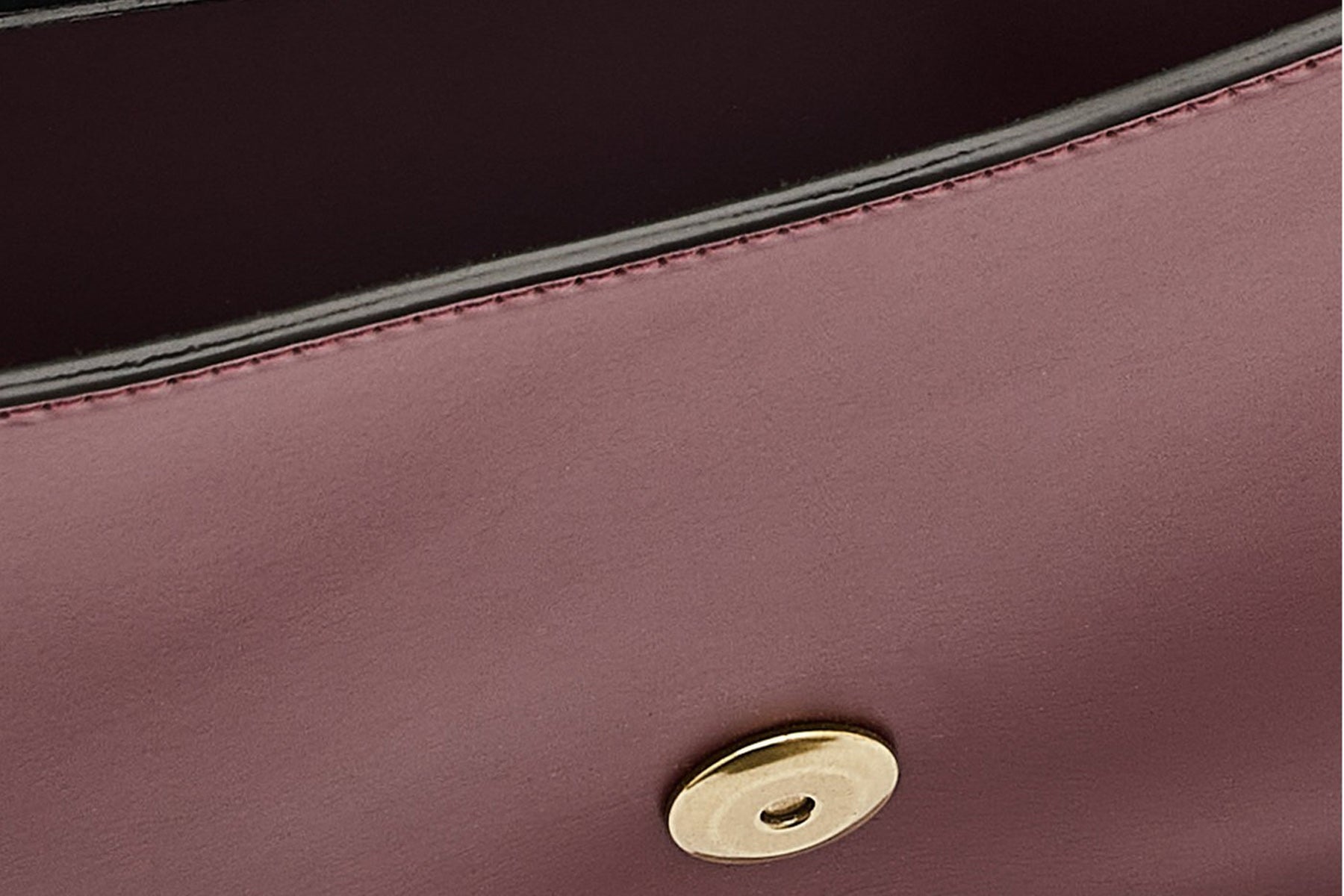 Feminine Schultertasche aus Leder in Bordeaux - Atelier Taschen Crossbody & Schultertaschen Il Bisonte