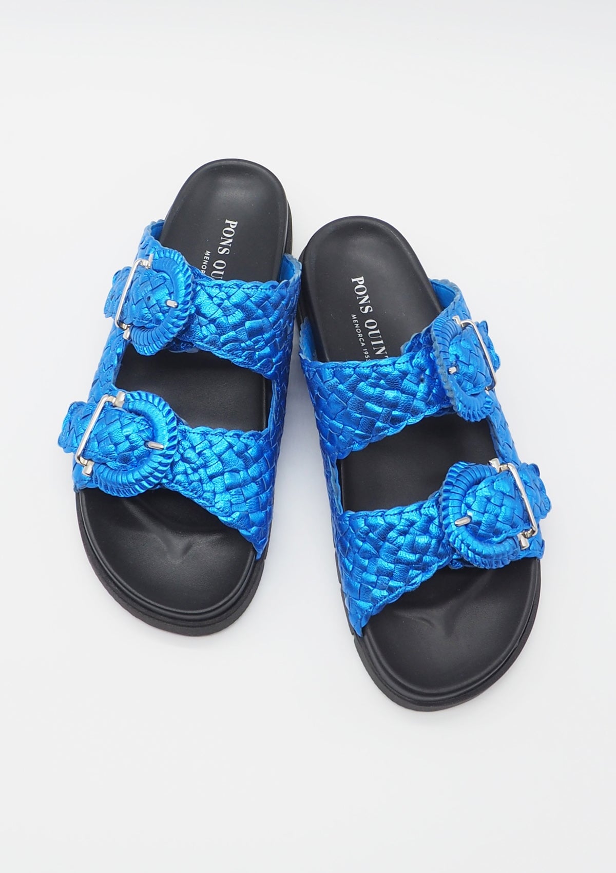 Geflochtener Damen Pantoffel in Metallicleder in Royalblau - mit Fußbett Damen Pantoffel Pons Quintana