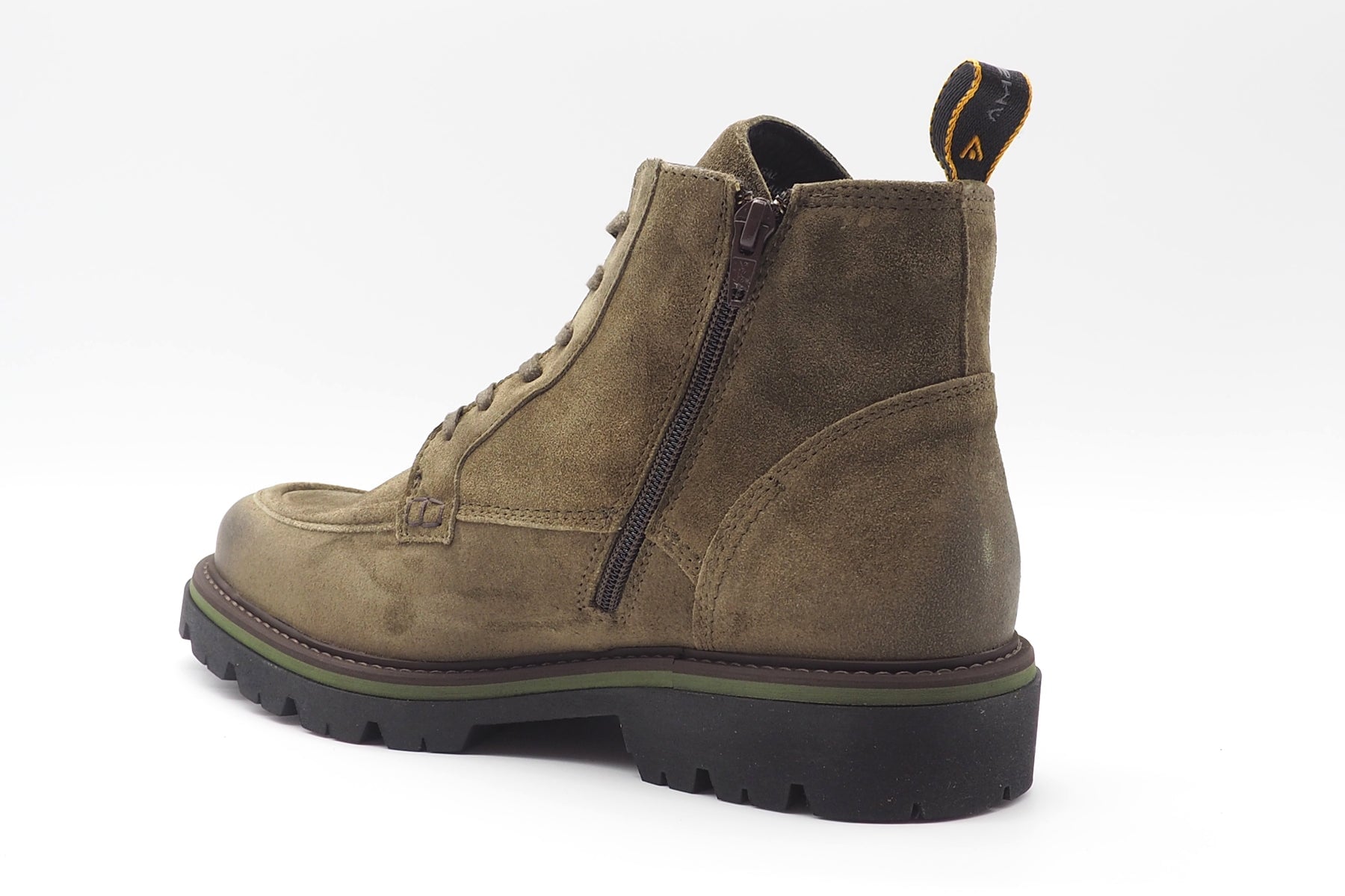 Herren Schnürboots aus Veloursleder in Oliv & warmer Fütterung Herren Stiefeletten Ambitious