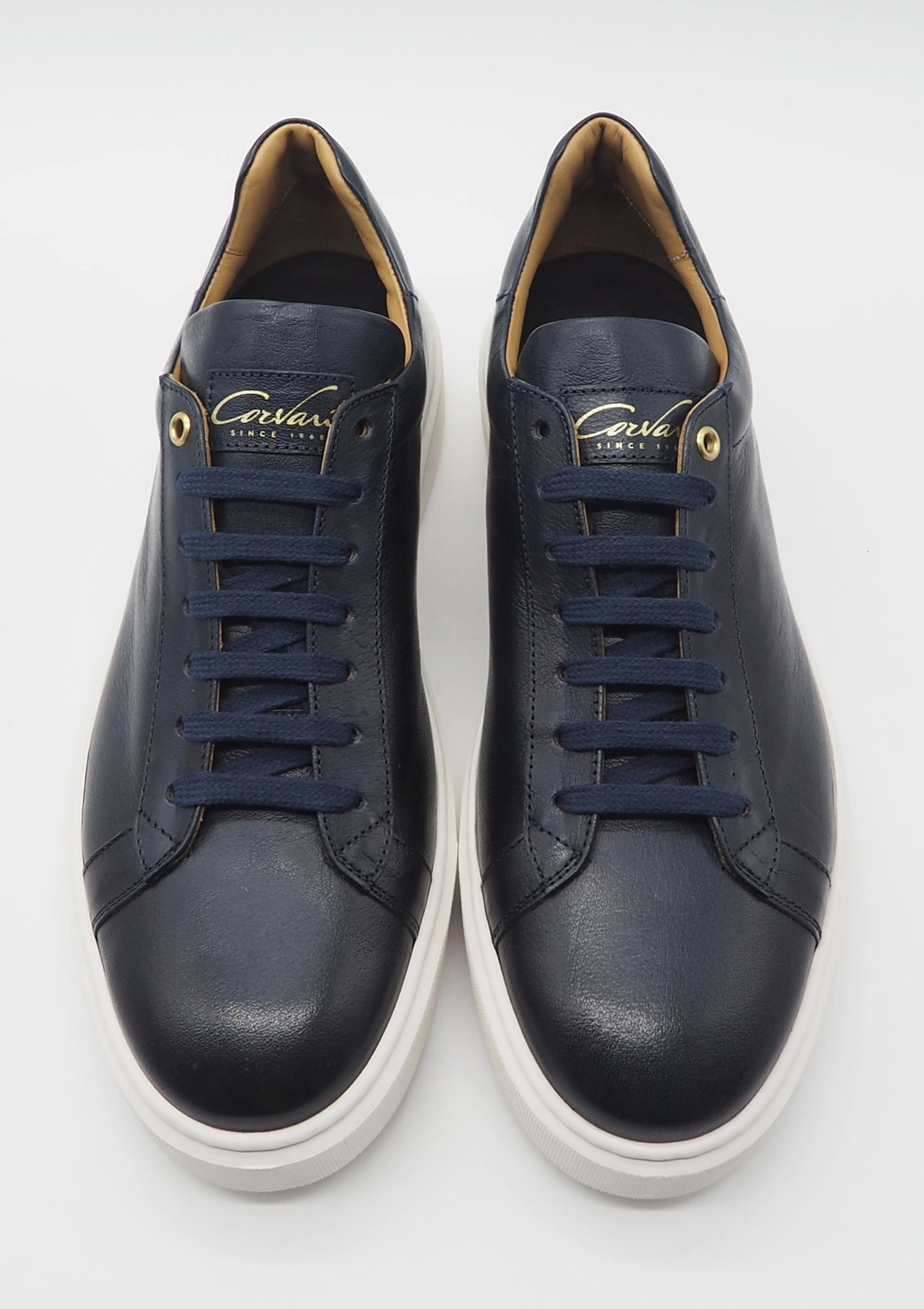 Herren Sneaker aus Glattleder in Dunkelblau auf weißer Sohle Herren Sneaker Corvari