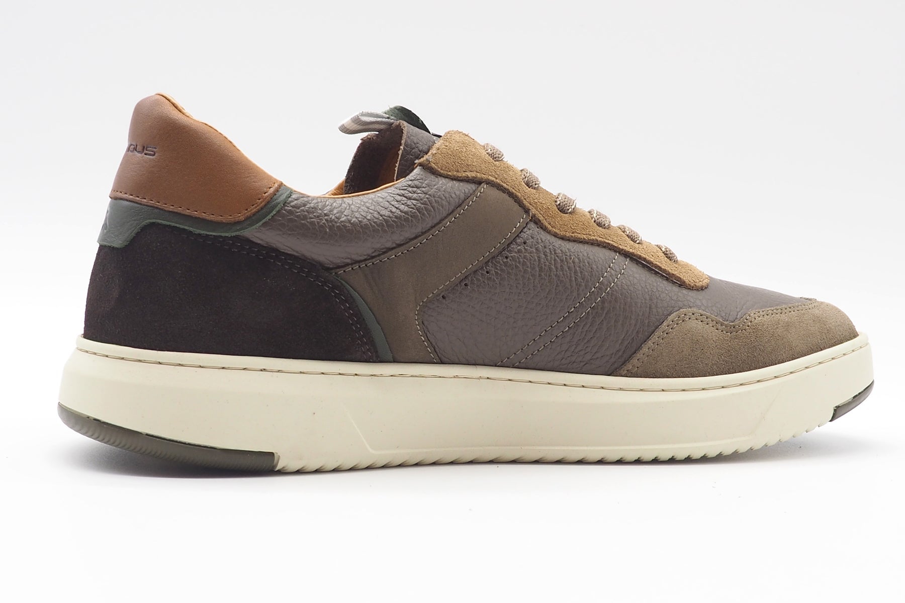 Herren Sneaker aus Glattleder in Olivgrün mit Naturgummisohle Herren Sneaker Ambitious