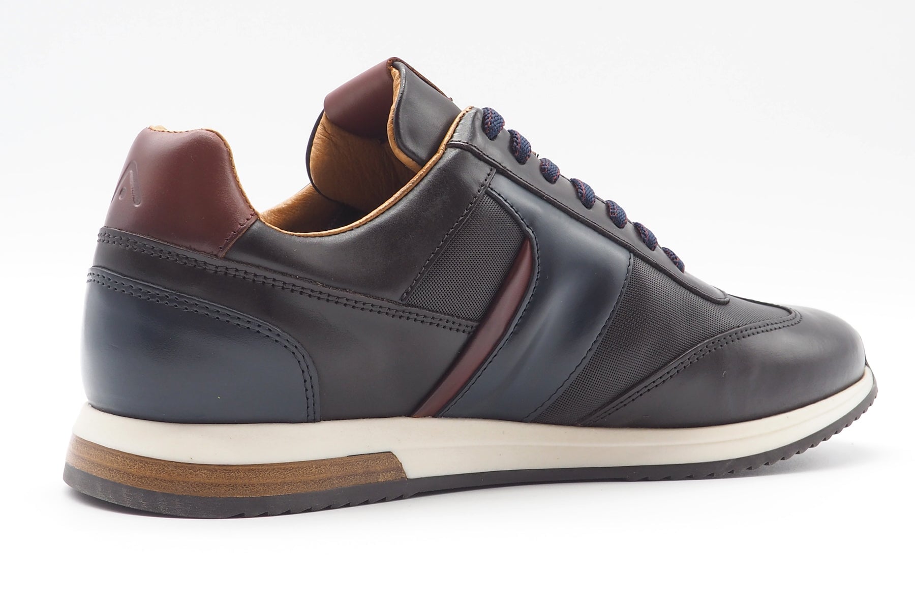 Herren Sneaker aus Leder in Dunkelbraun im Runningstyle Herren Sneaker Ambitious