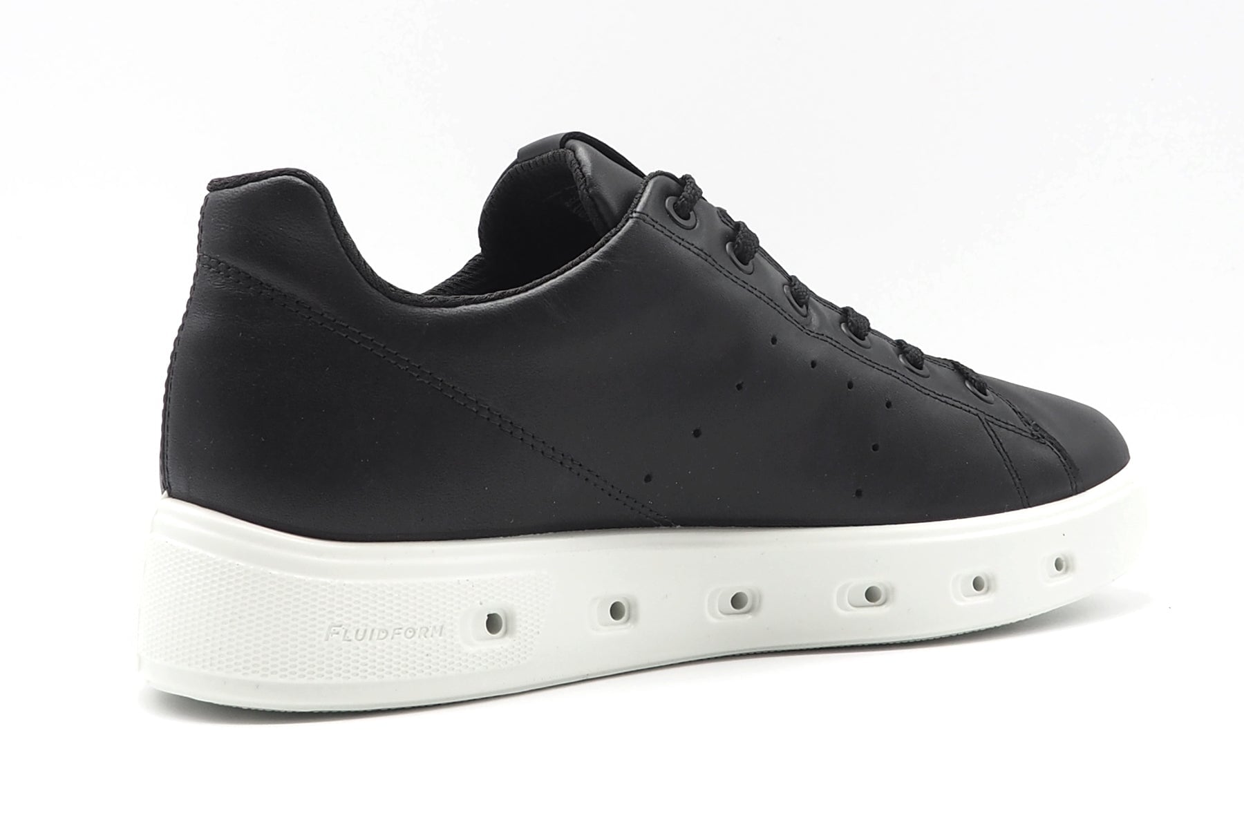 Herren Sneaker aus Leder in Schwarz - GORE-TEX® SURROUND® mit weißer Sohle Herren Sneaker Ecco