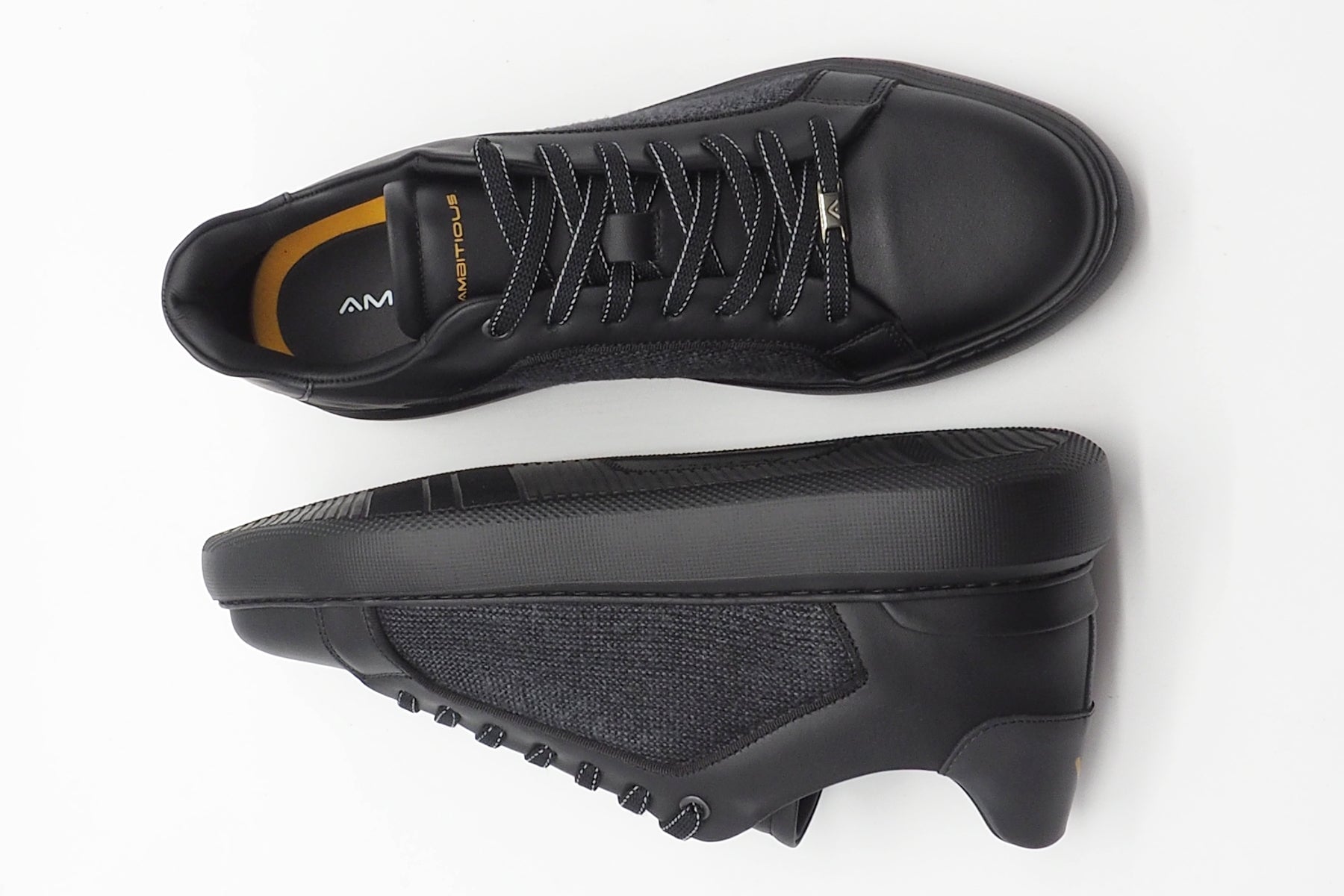 Herren Sneaker aus Leder & Textil in Schwarz Herren Sneaker Ambitious