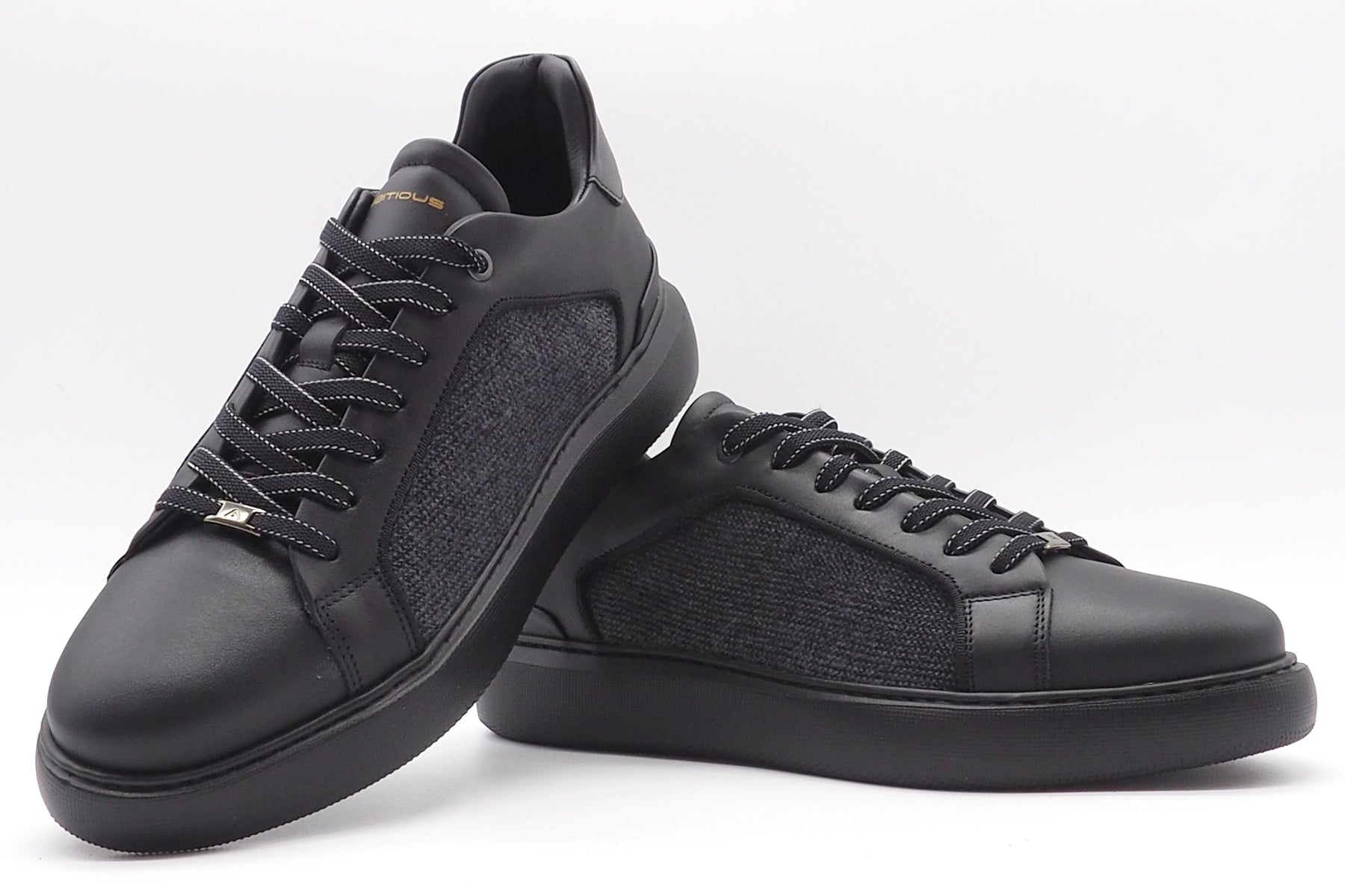 Herren Sneaker aus Leder & Textil in Schwarz Herren Sneaker Ambitious