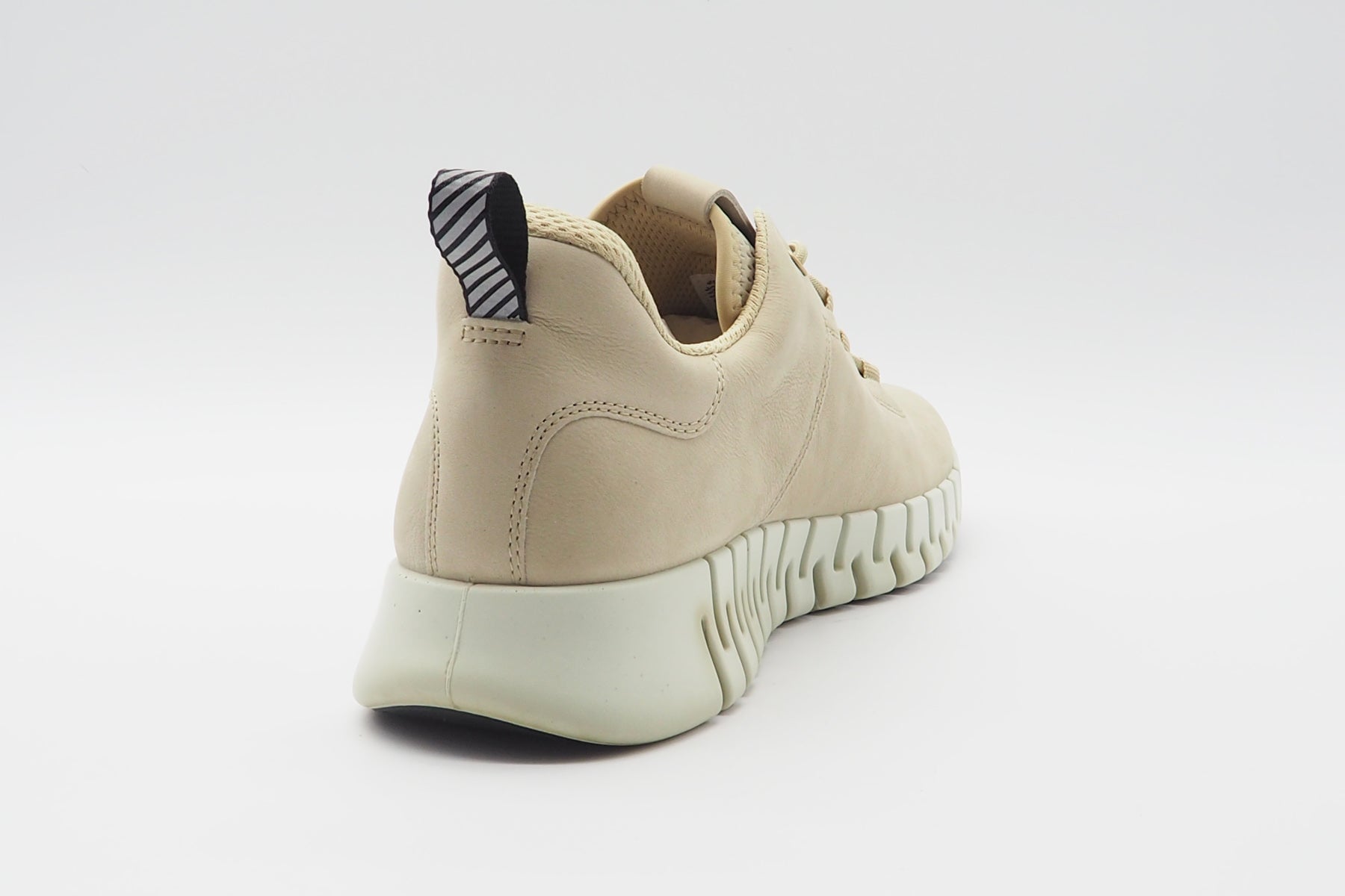 Herren Sneaker aus Nubukleder in Beige - Gruuv Herren Sneaker Ecco