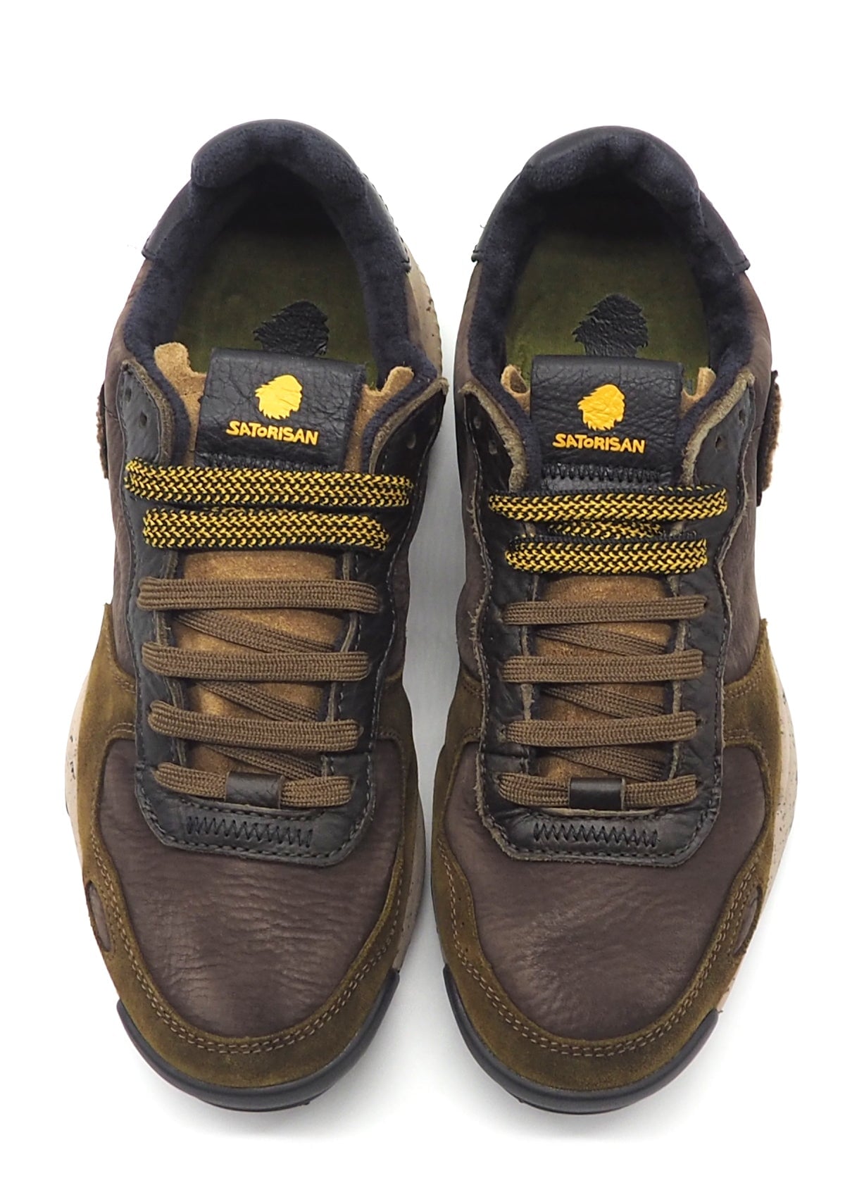 Herren Sneaker aus Nubukleder in Dunkelbraun mit Farbakzenten - Chacrona Herren Sneaker Satorisan