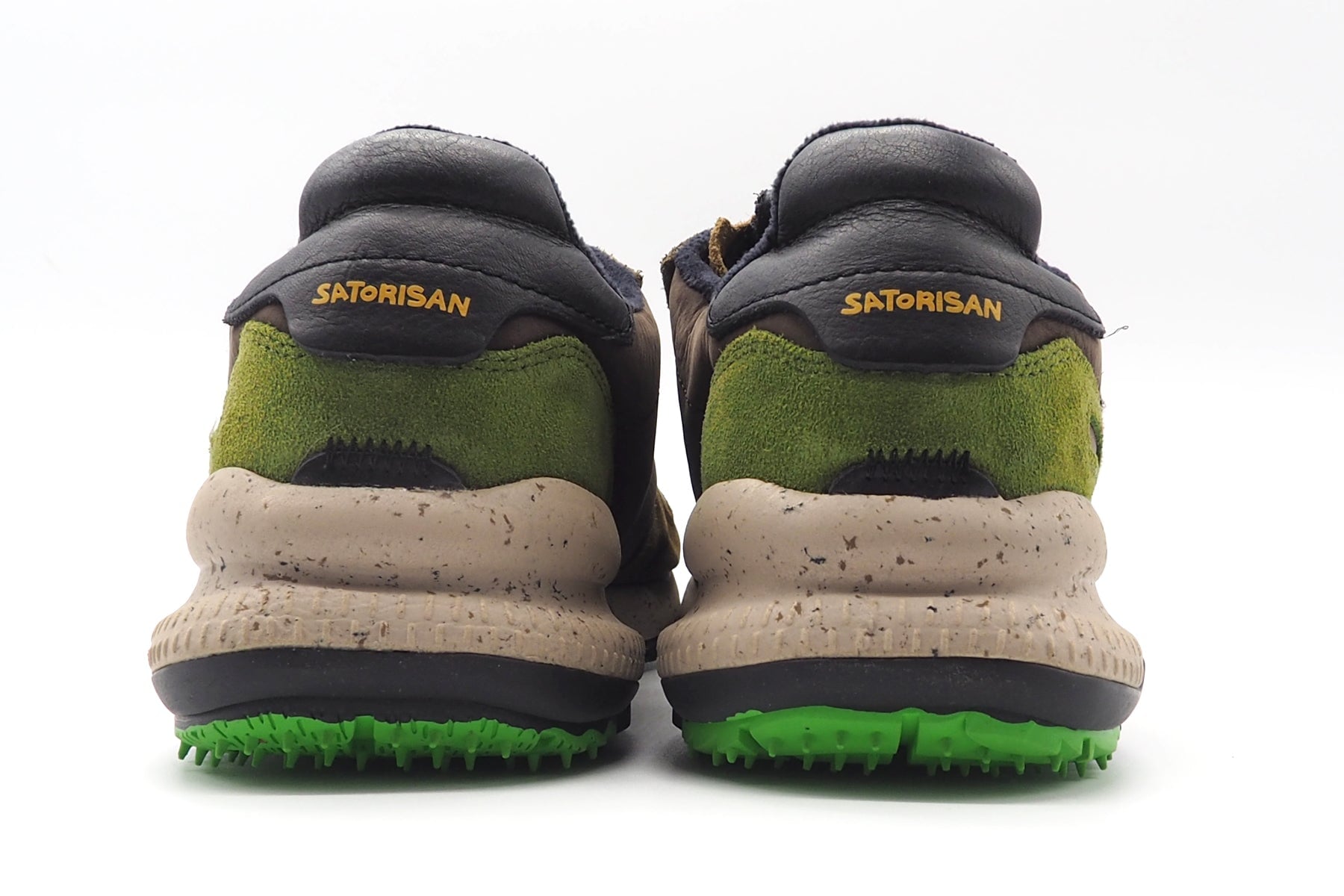 Herren Sneaker aus Nubukleder in Dunkelbraun mit Farbakzenten - Chacrona Herren Sneaker Satorisan