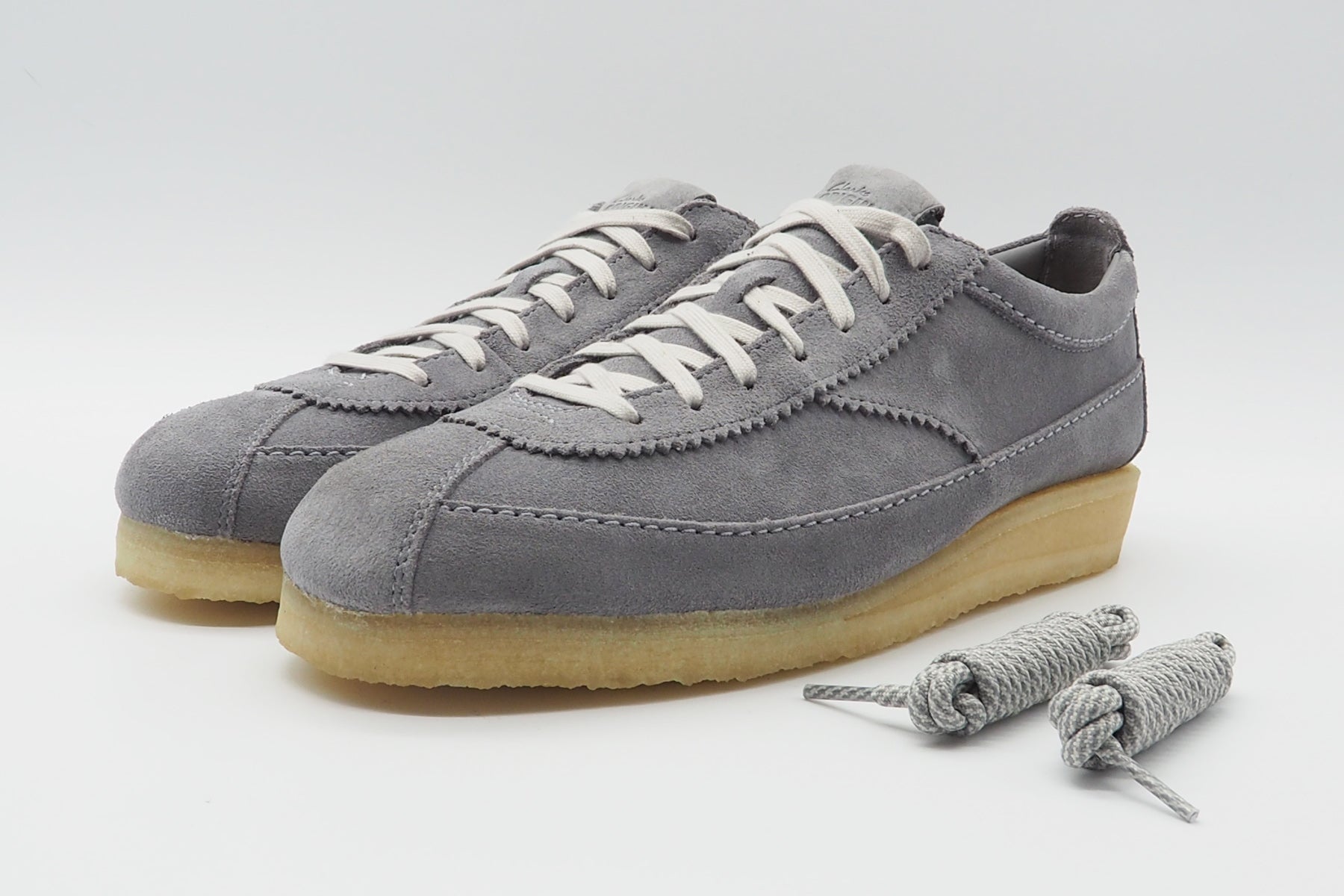 Herren Sneaker aus Veloursleder in Grau - Wallabee Tor - Clarks Originals Herren Sneaker Clarks Originals