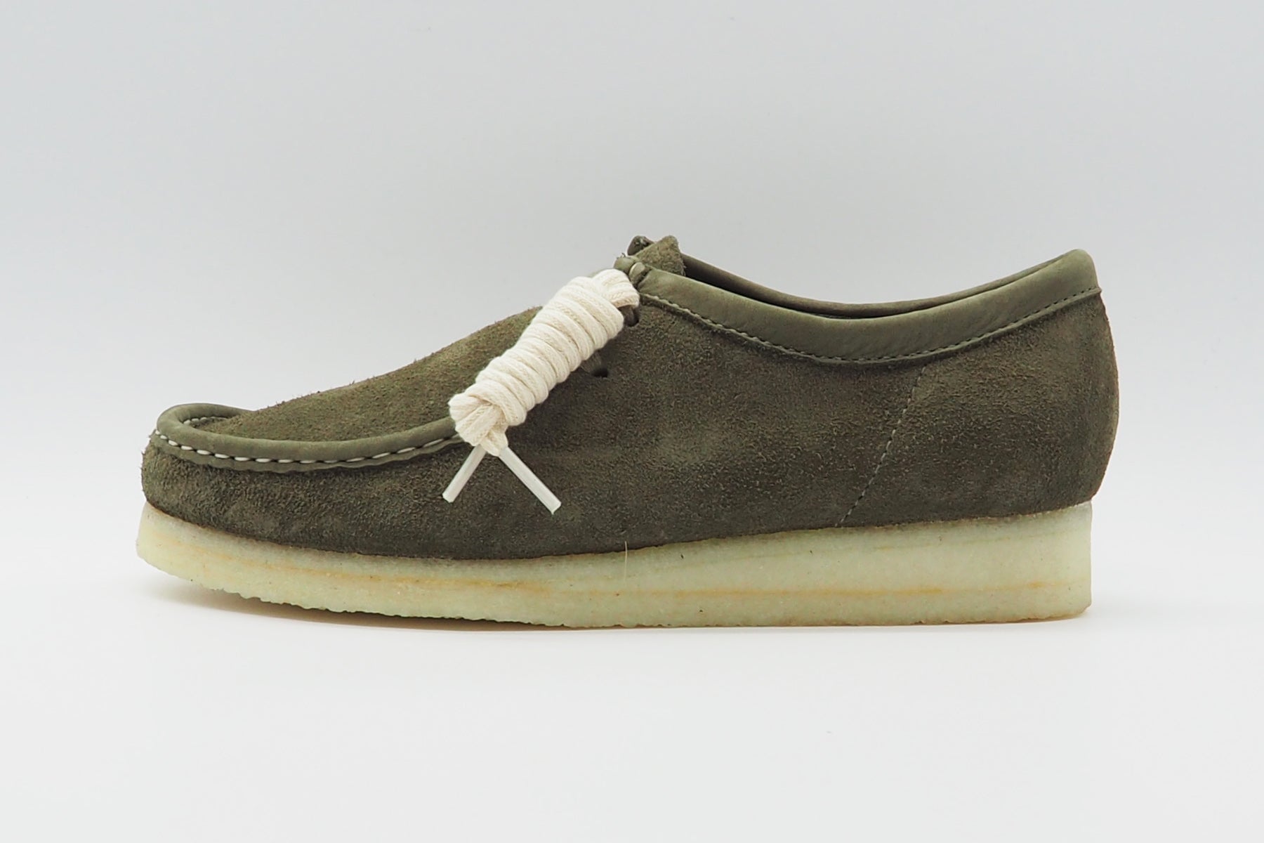 Herren Sneaker aus Veloursleder in Khaki - Wallabee - Clarks Originals Herren Sneaker Clarks Originals