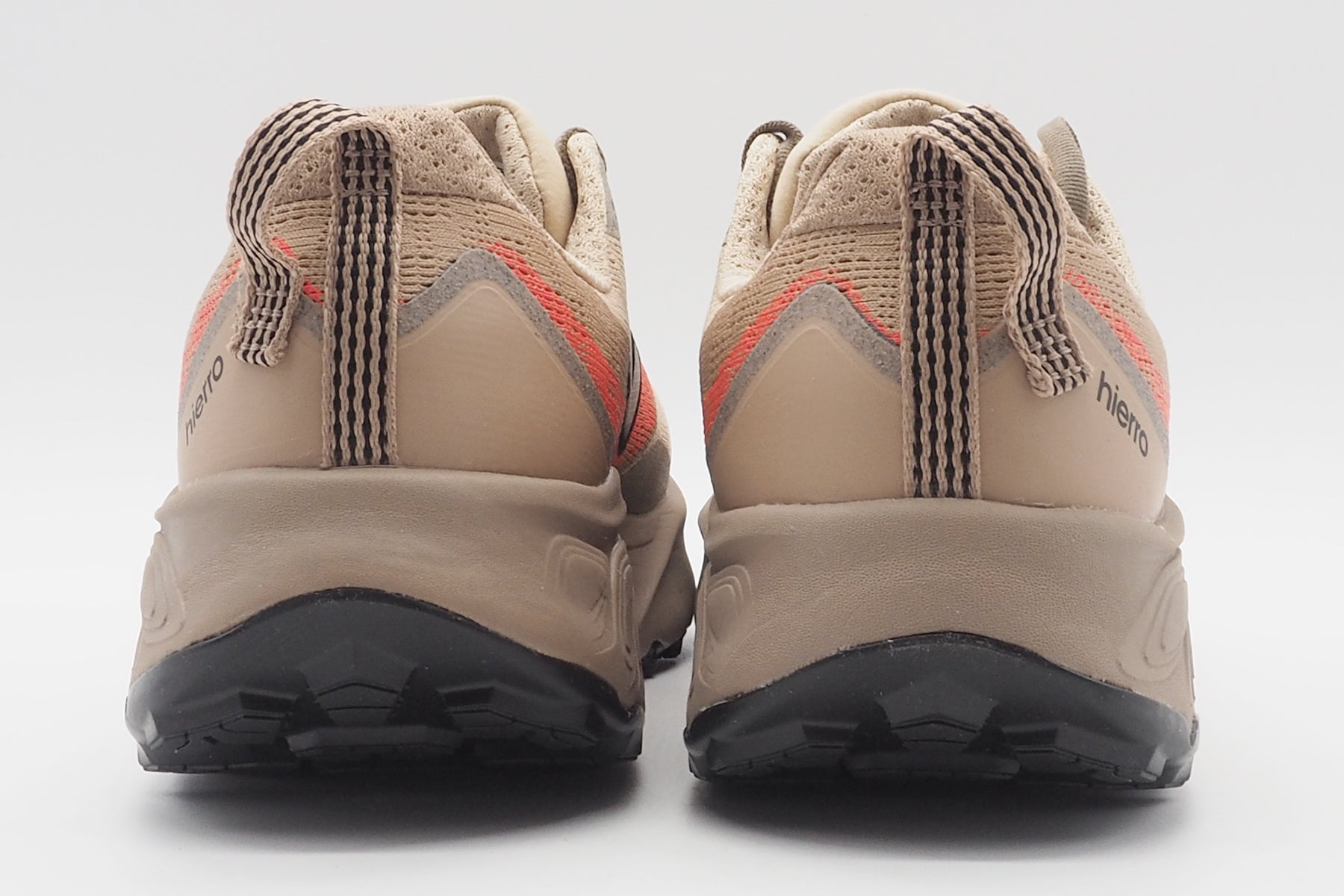 Herren Sneaker Fresh Foam X Hierro v9 "Trail Running" in Sand auf Vibram Sohle Herren Sneaker New Balance