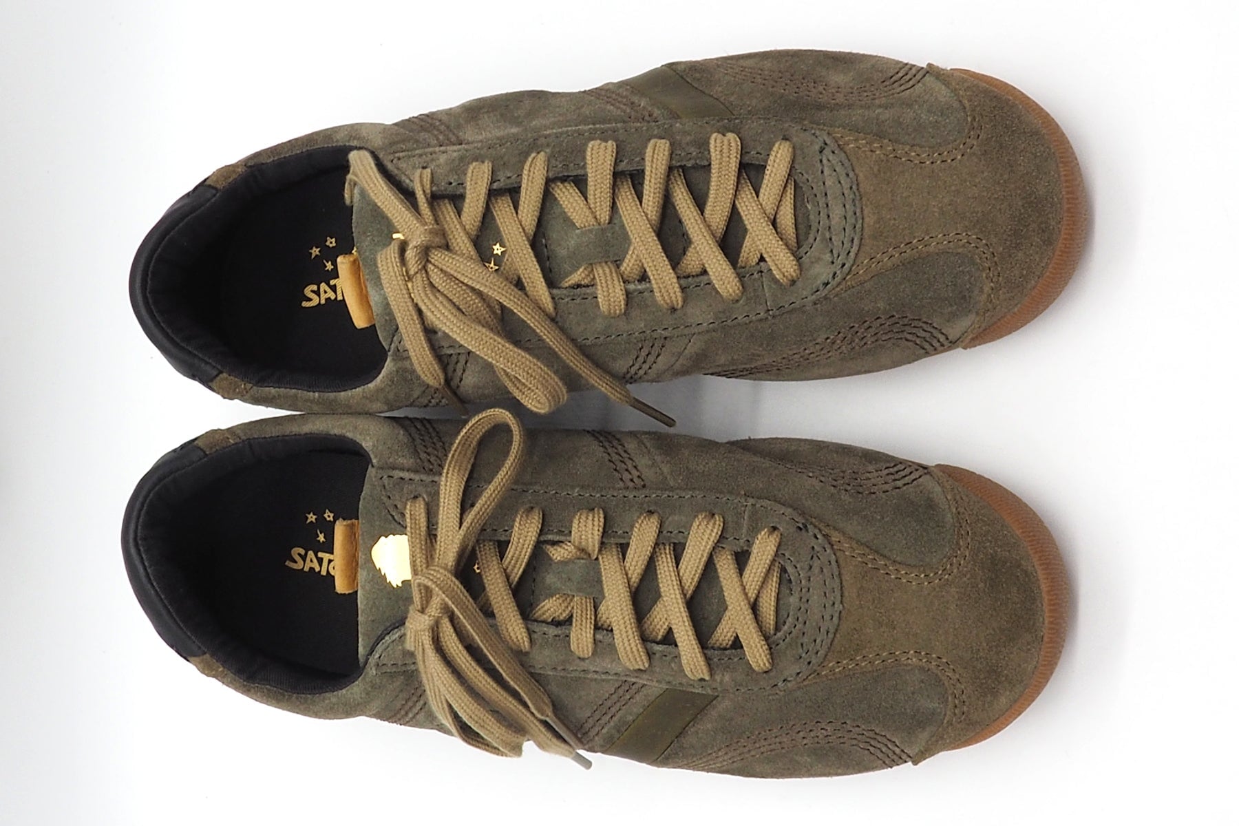 Herren Sneaker im Retro-Style aus Velours in Oliv - Stardust Herren Sneaker Satorisan
