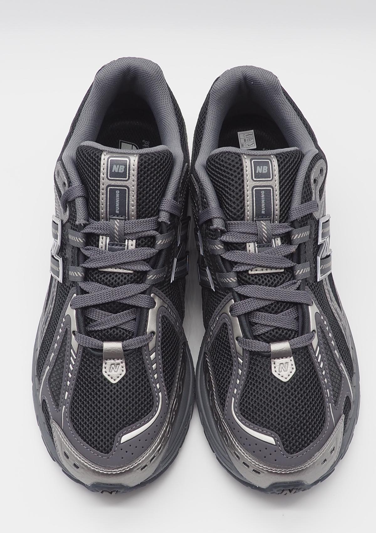 Herren Sneaker M1906 RES aus Mesh in Schwarz & Silber - Limited edition Herren Sneaker New Balance