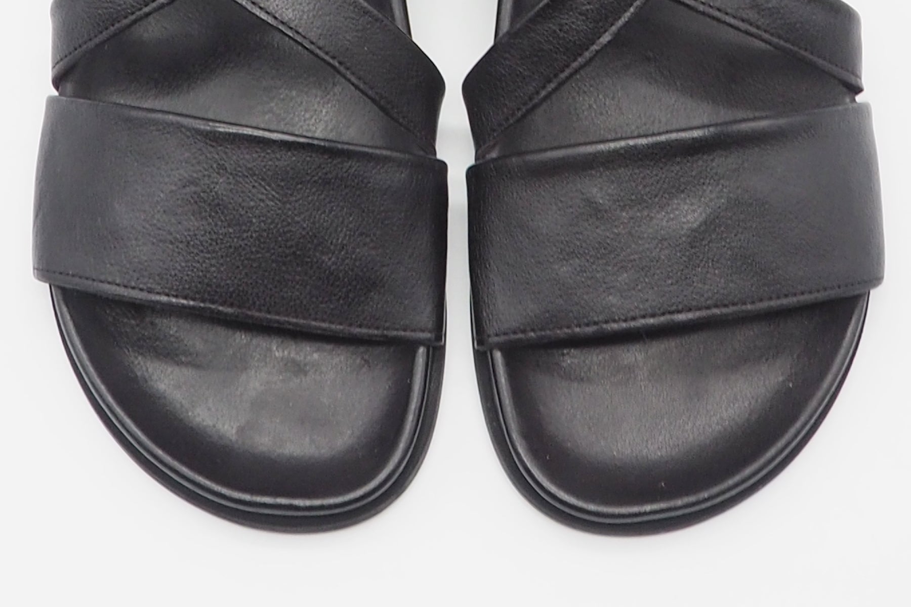 Herrensandale mit Tieffussbett aus Leder in Schwarz - Handgemacht Herren Sommer Schuhe Brador