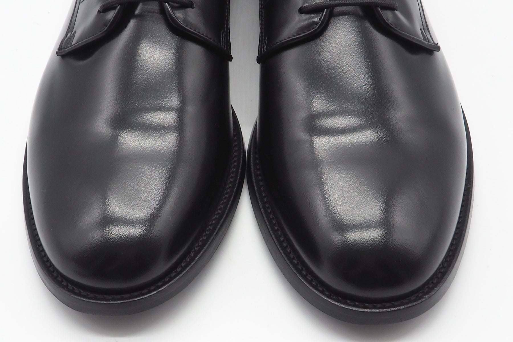 Klassisch, edler Herren Schnürschuhe aus Leder in Schwarz mit durchgenähte Ledersohle Herren Klassik modern Pantanetti