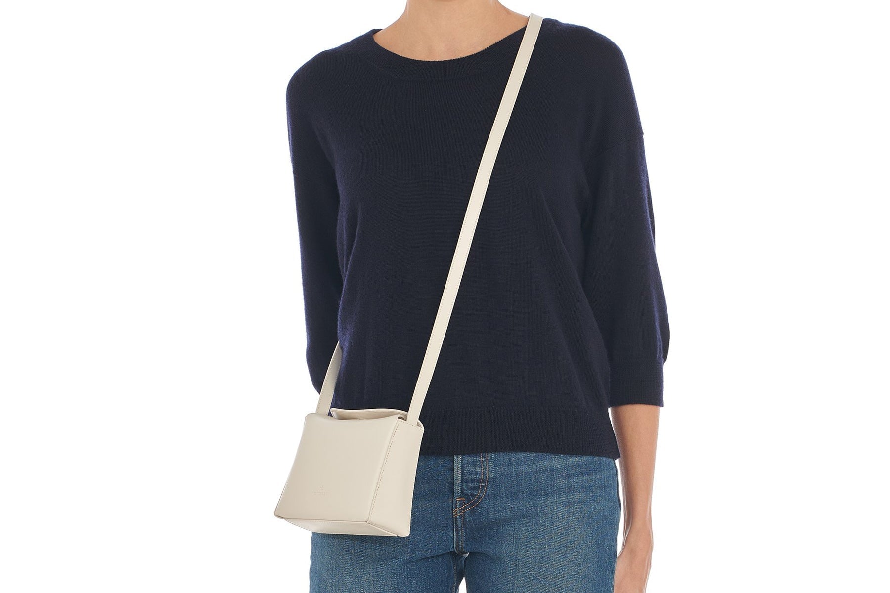 Kleine Crossbody-Tasche aus Leder in Offwhite Taschen Crossbody & Schultertaschen Il Bisonte