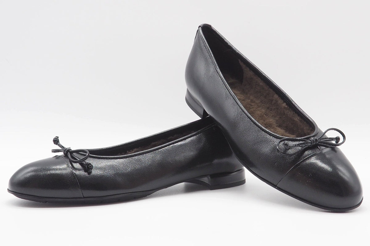 Lammfell gefütteter Damen Ballerina aus softem Lackleder in Schwarz - 1,5 cm Absatz Damen Ballerinas Brunate