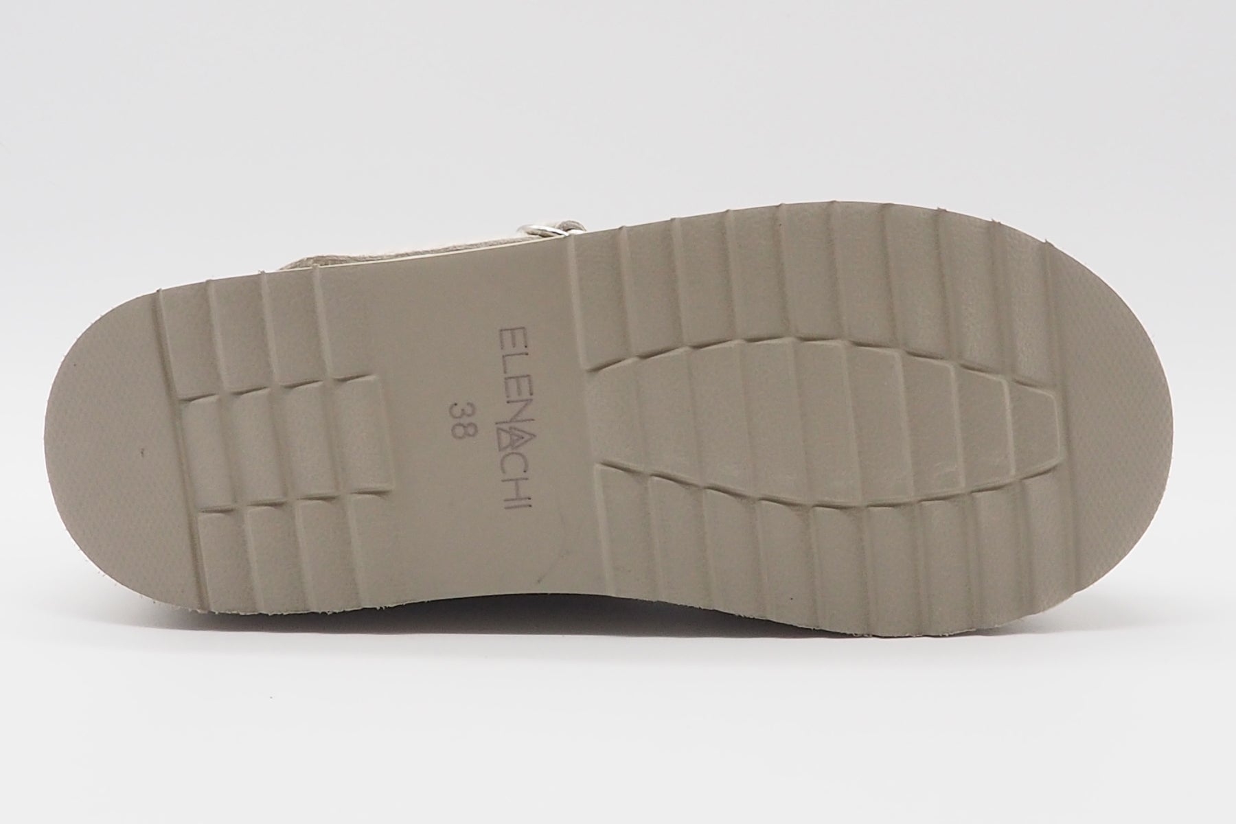 Lammfellboots im Ethnolook - mit Stickerei & Pompon aus Veloursleder in Offwhite Damen Boots & Booties Elena Iachi