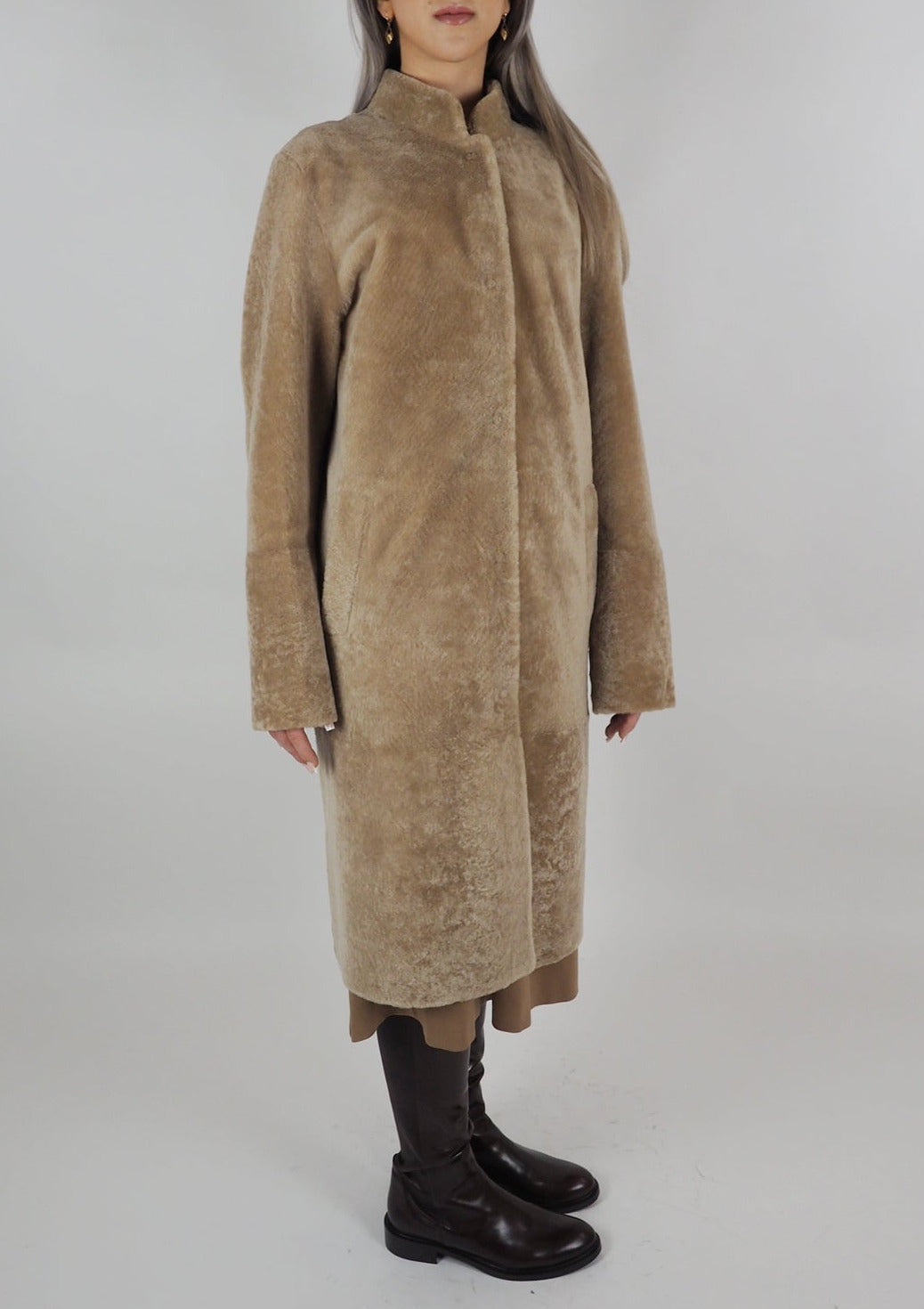 Langer Damemantel aus Lammfell in Beige - Tessa Damen Mantel Benedetta Novi