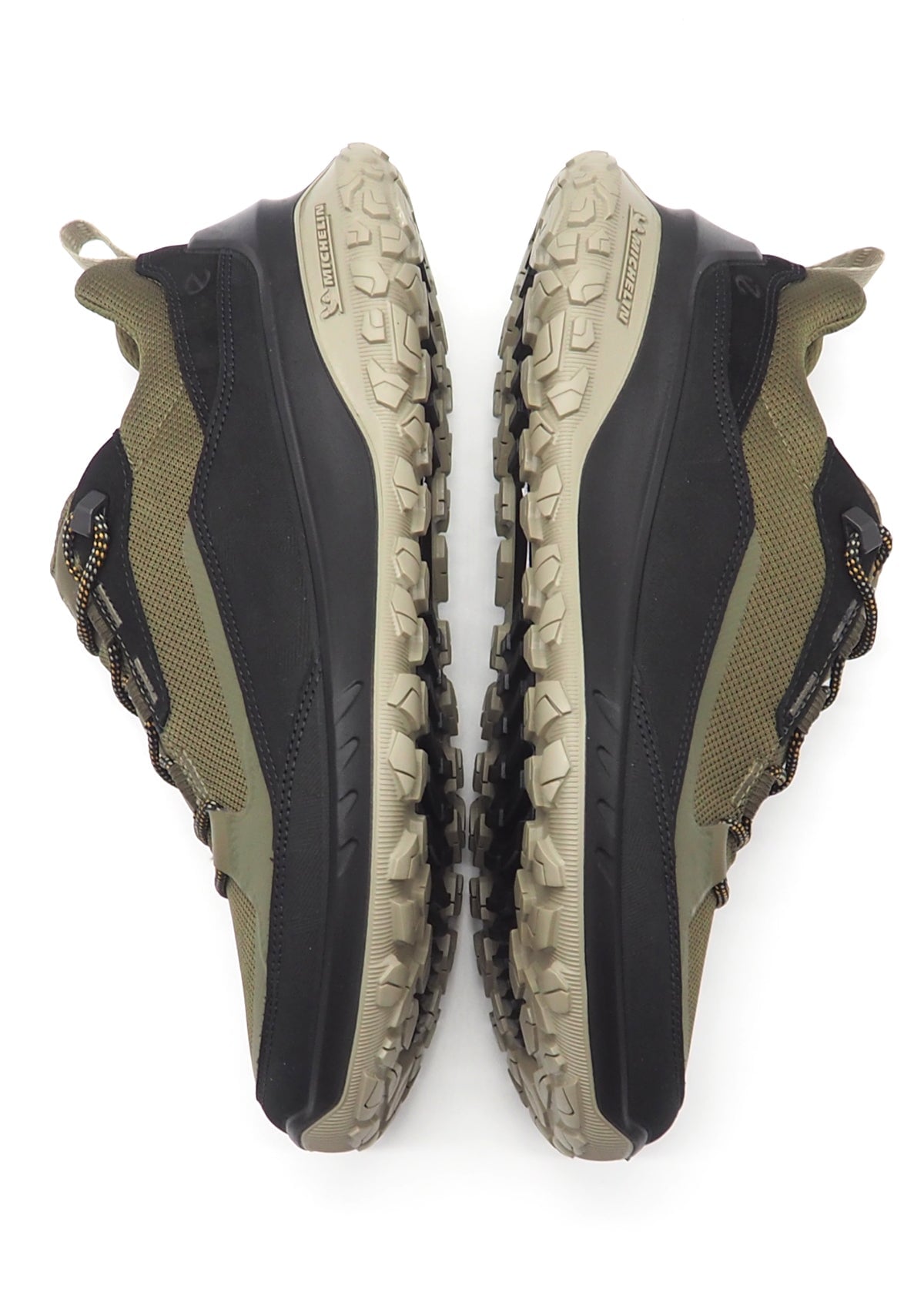 Ourdoor Herren Sneaker aus Nubukleder & Mesh in Oliv mit Michelin-Gummisohle Herren Sneaker Ecco