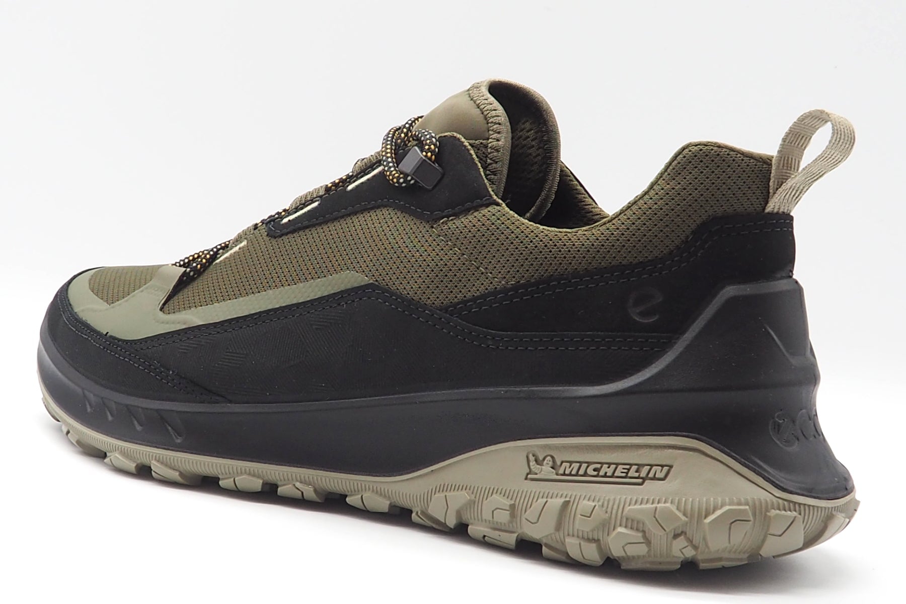 Ourdoor Herren Sneaker aus Nubukleder & Mesh in Oliv mit Michelin-Gummisohle Herren Sneaker Ecco