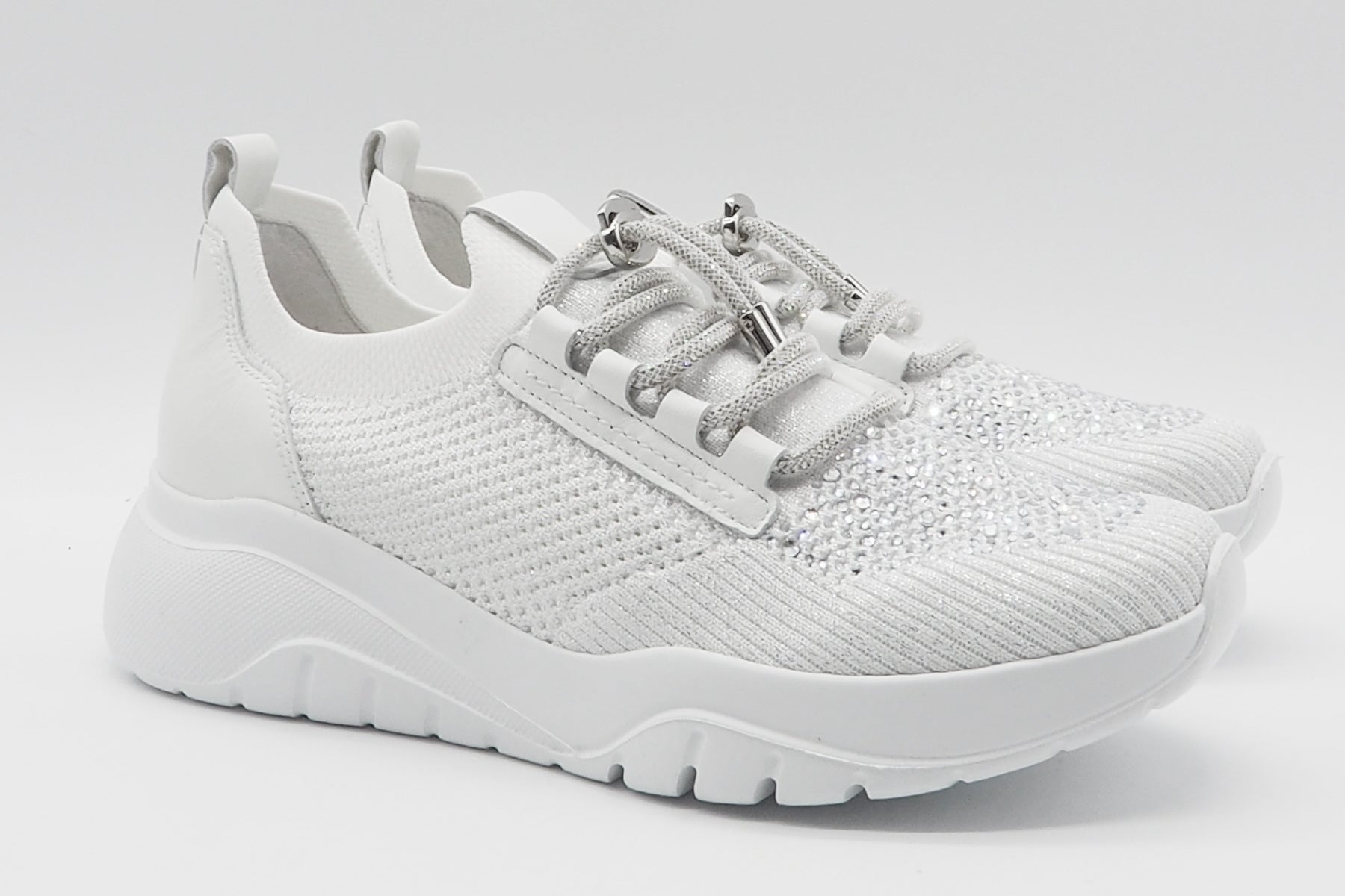 Sportlicher Slip-in Damen Sneaker aus gestricktem Mesh in Weiss mit Glanzsteinen Damen Sneaker Gabor