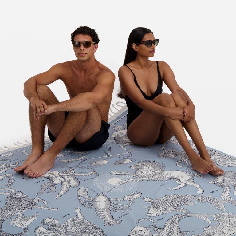 Strandtuch aus Baumwolle in Hellblau - Astrologie Accessoires Tücher & Schals Inoui E.