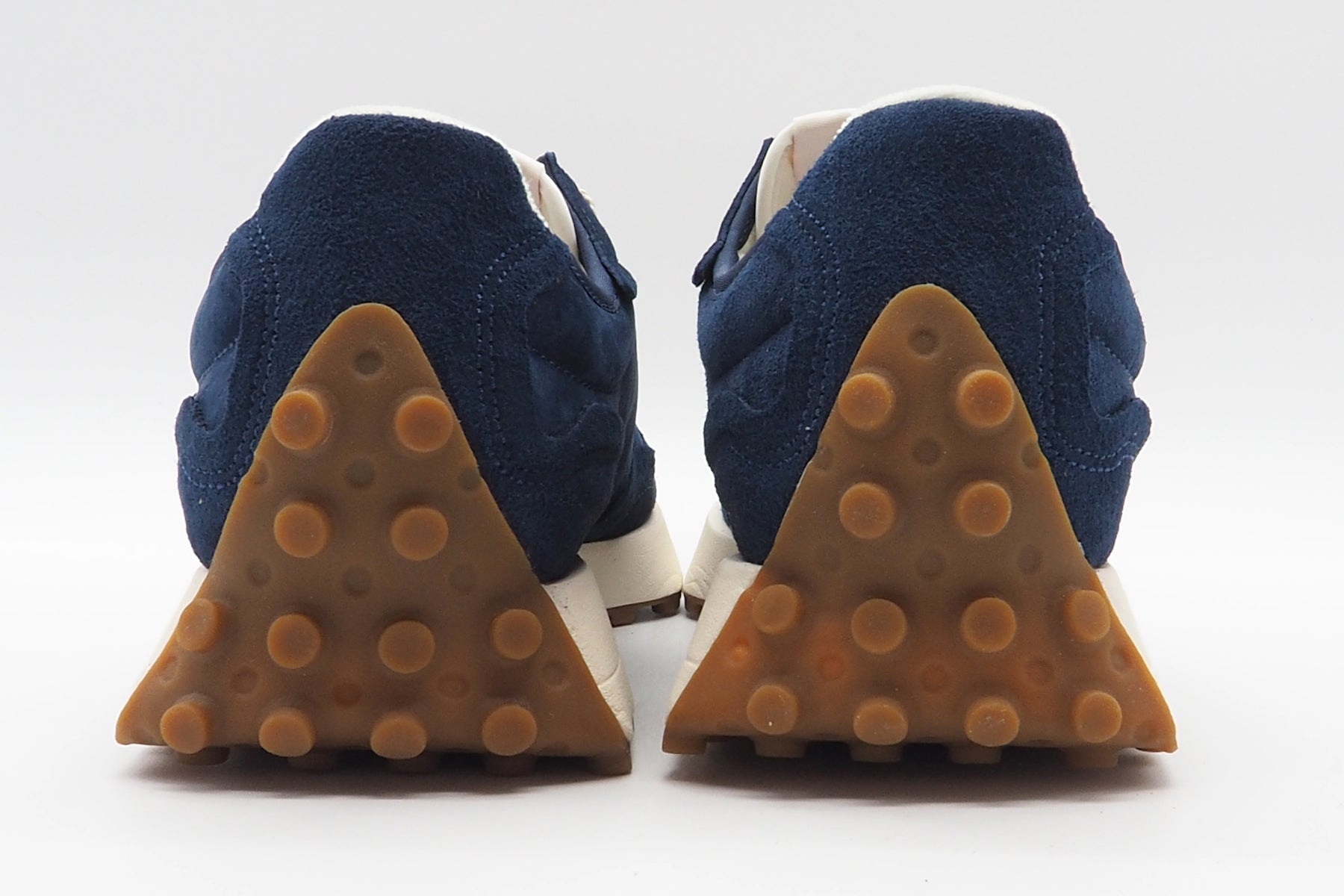 Stylischer Herren Sneaker 327 aus Nubukleder in Dunkelblau Herren Sneaker New Balance