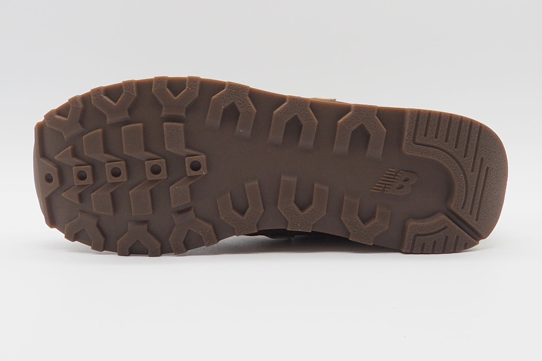 Stylischer Herren Sneaker 475 aus Nubukleder in Rotbraun Herren Sneaker New Balance