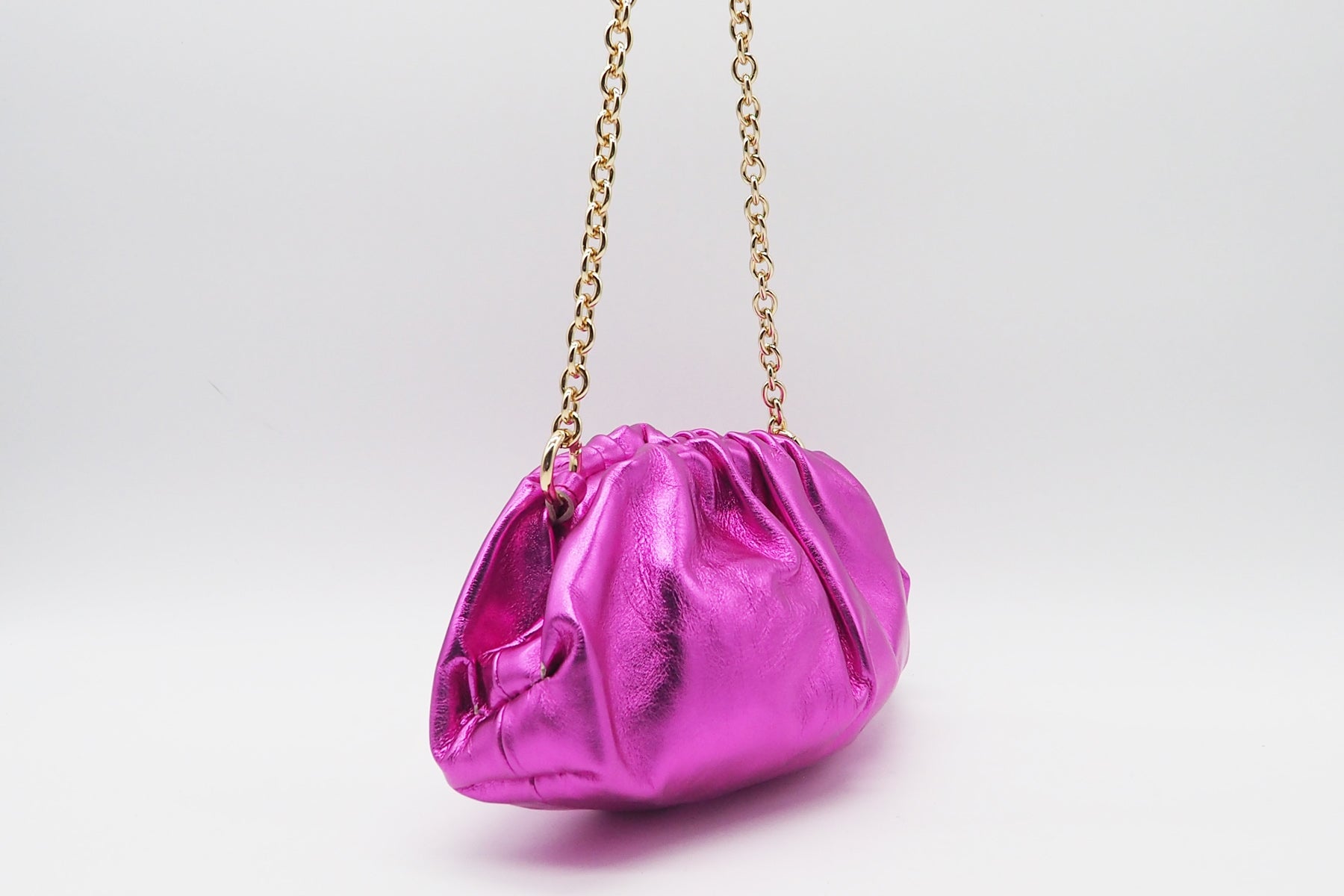 Clutch aus Metallicleder in Pink Taschen Clutches Nina Hill